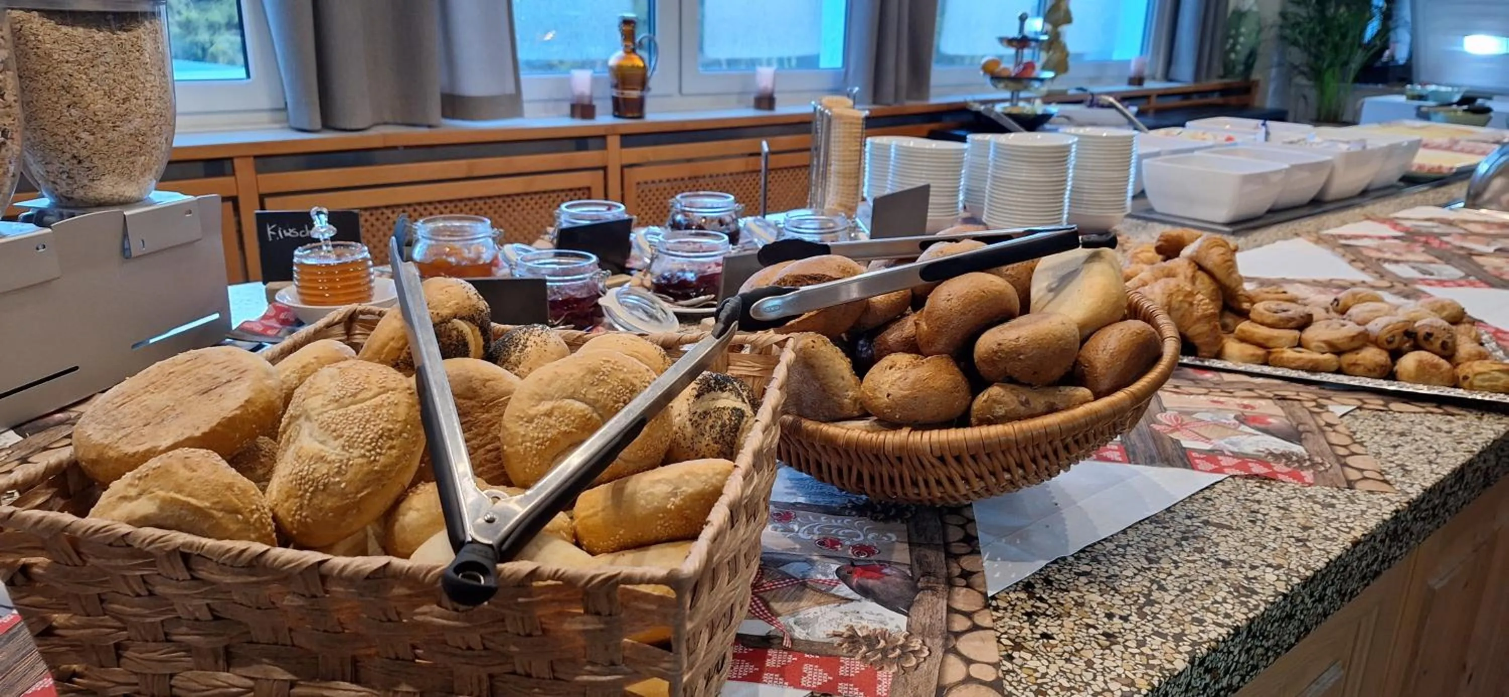 Buffet breakfast in Hotel Winterberg Resort