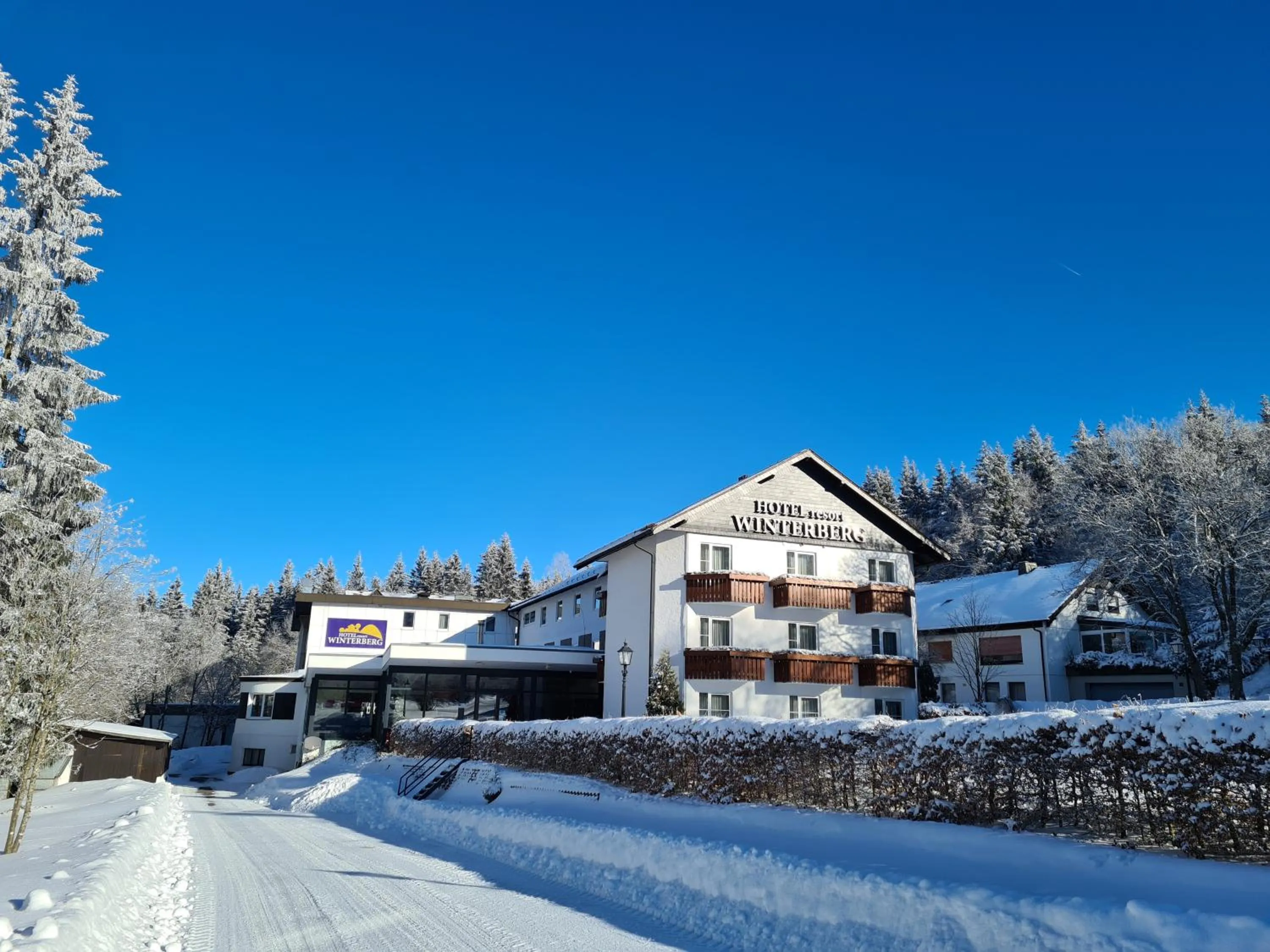 Property building in Hotel Winterberg Resort
