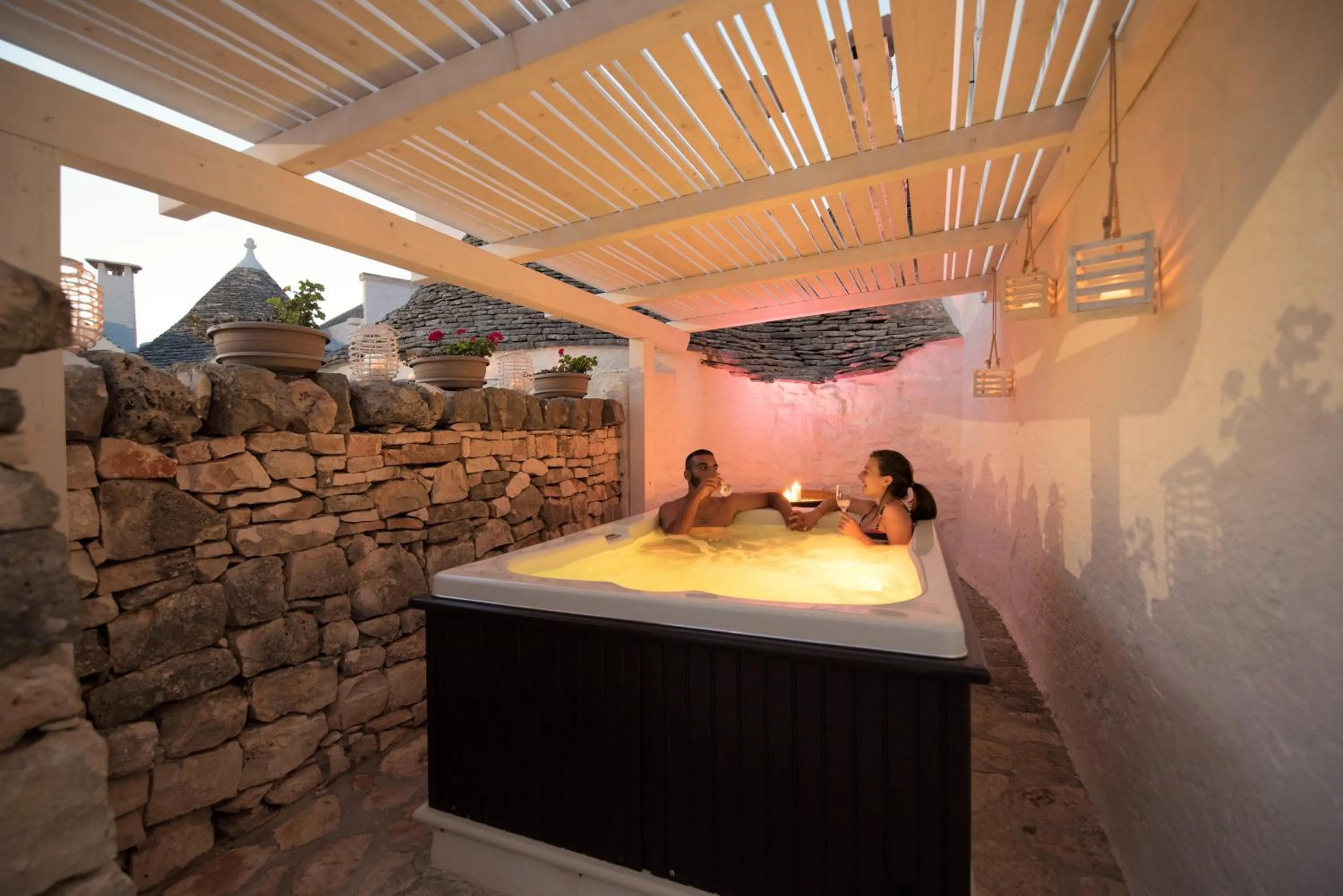 Hot Tub in Trulli Holiday Deluxe & Wellness