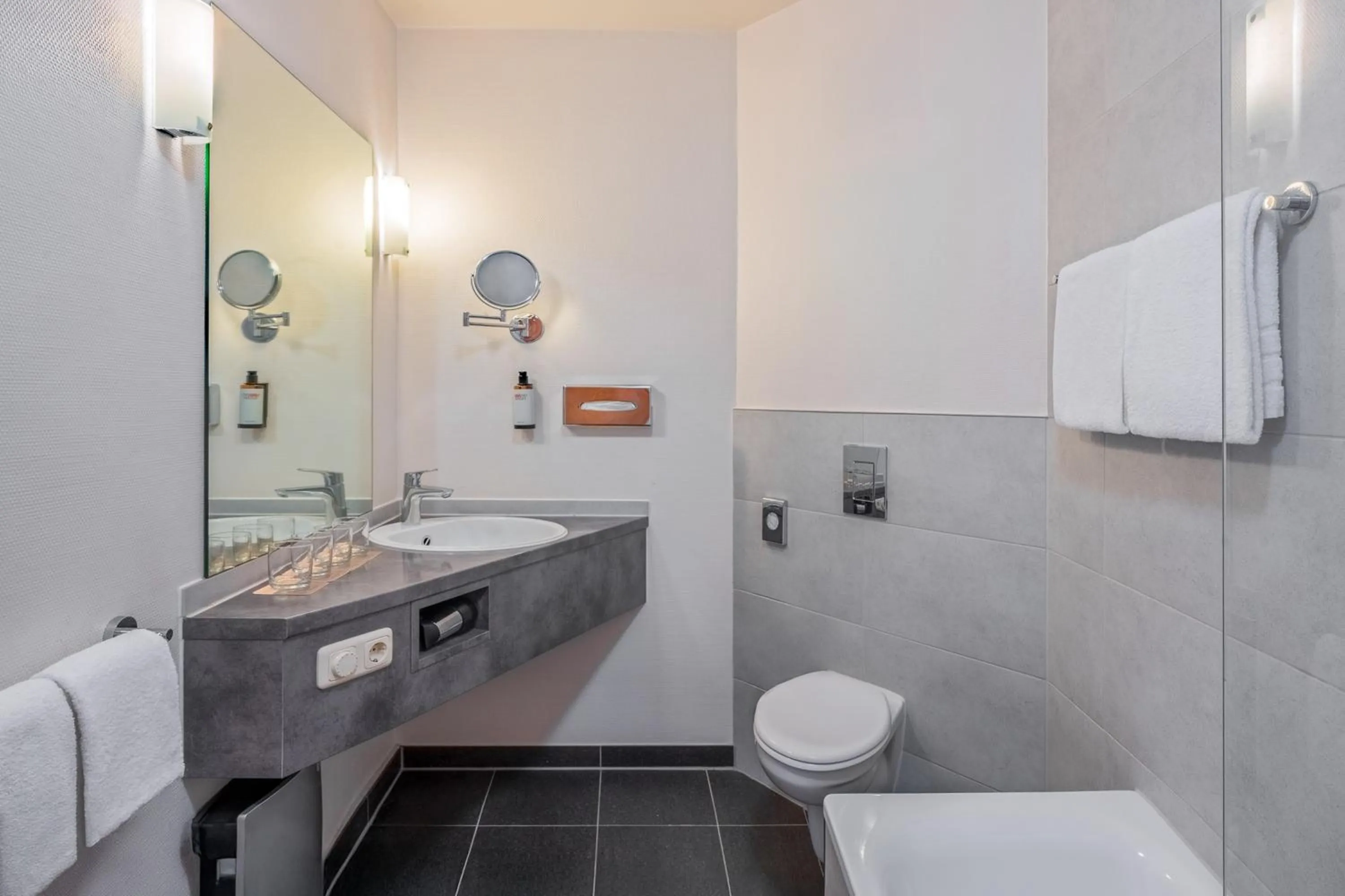 Bathroom in Hotel Oberhausen Neue Mitte affiliated by Meliá