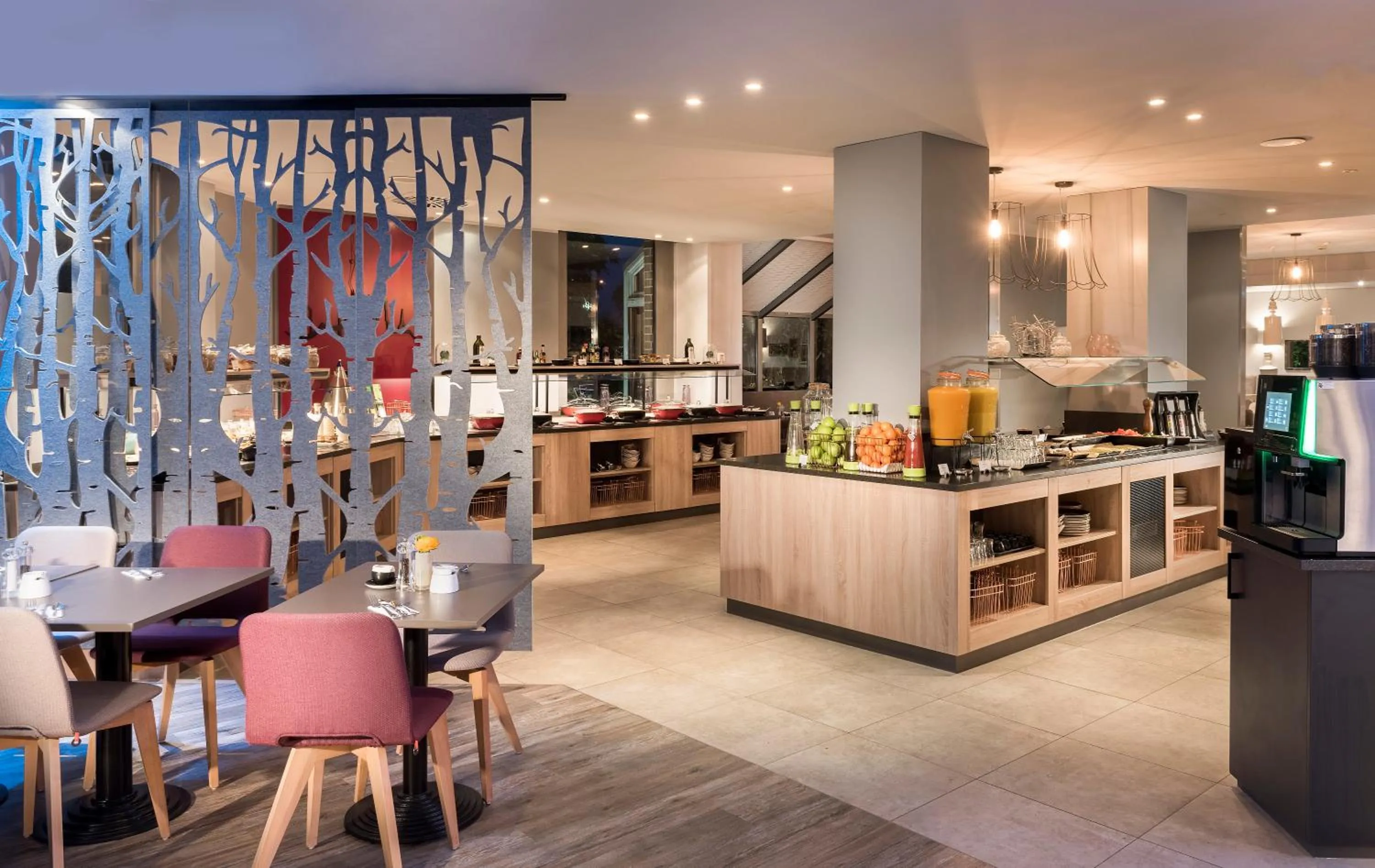 Restaurant/places to eat in Mercure Hotel München Neuperlach Süd