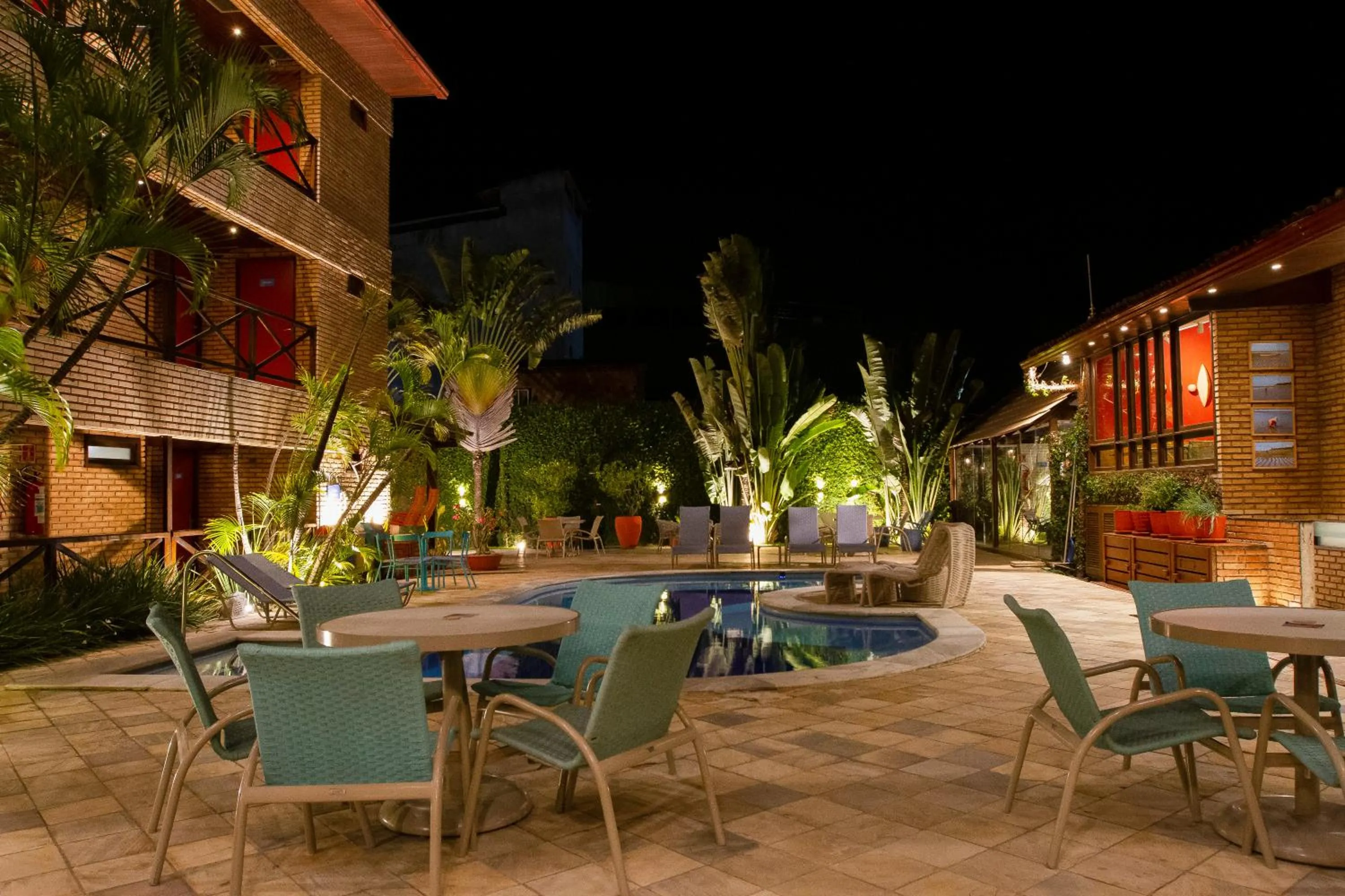 Night in Hotel Areias Belas