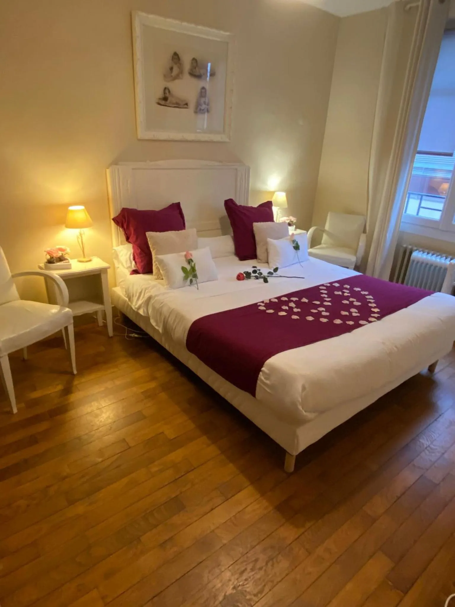 Decorative detail, Bed in Chez Patou