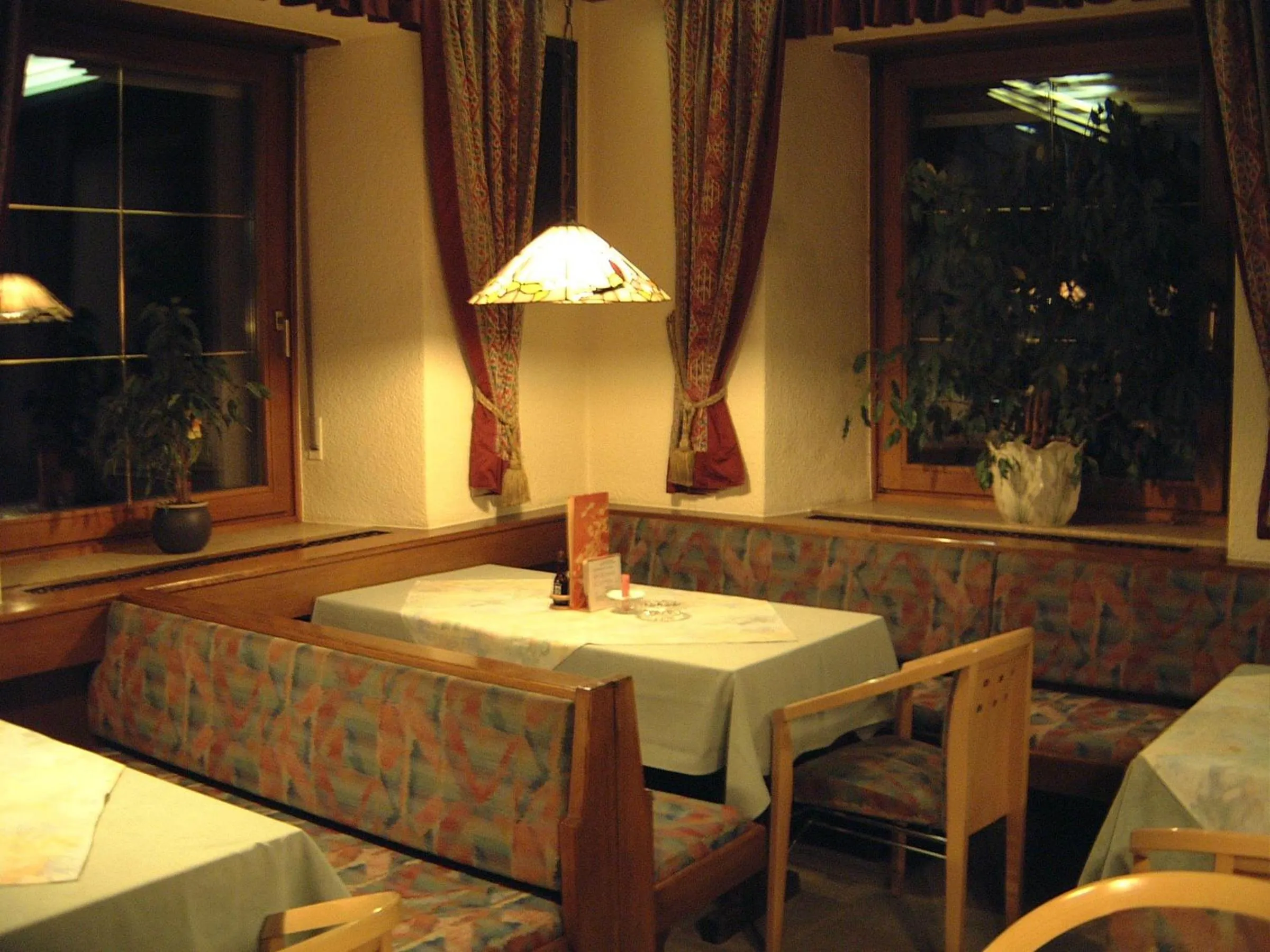Restaurant/places to eat in Maurer Gasthof-Vinothek