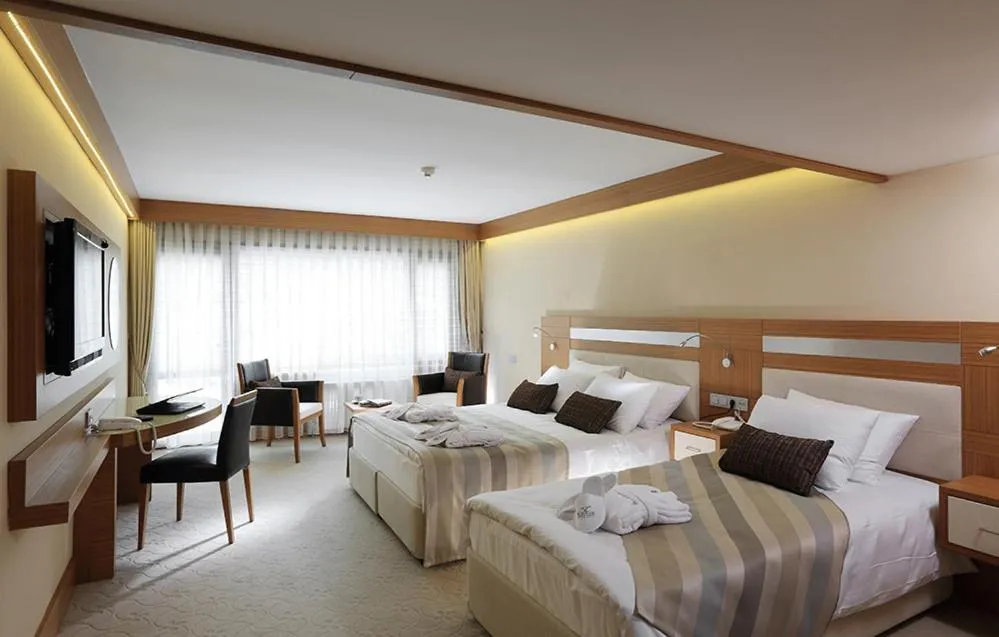 Photo of the whole room, Bed in Kackar Resort Hotel