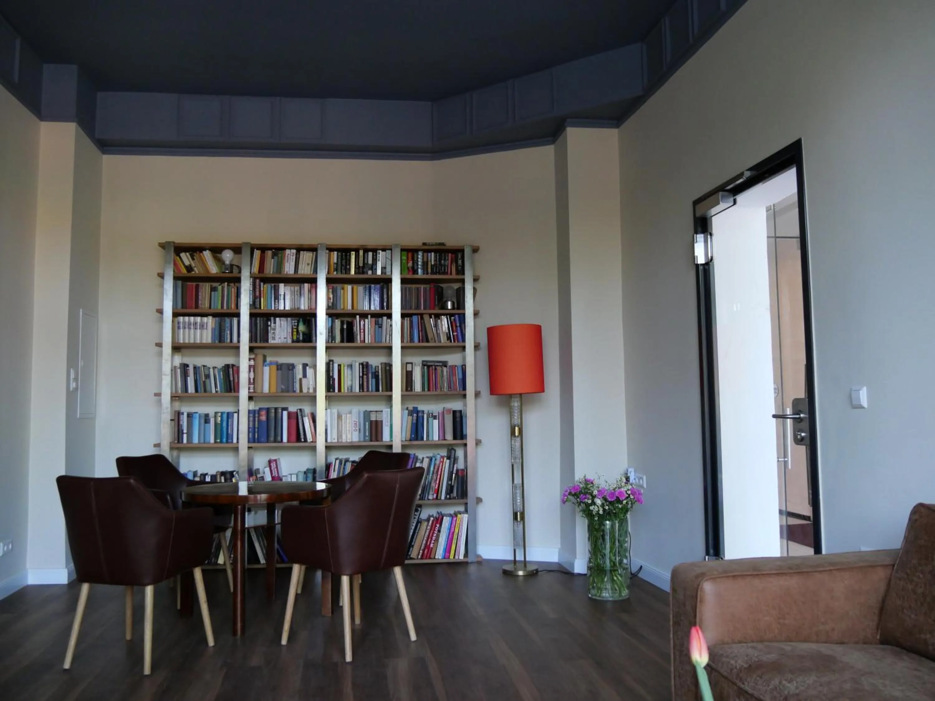 Communal lounge/ TV room in Art Hotel Charlottenburger Hof Berlin