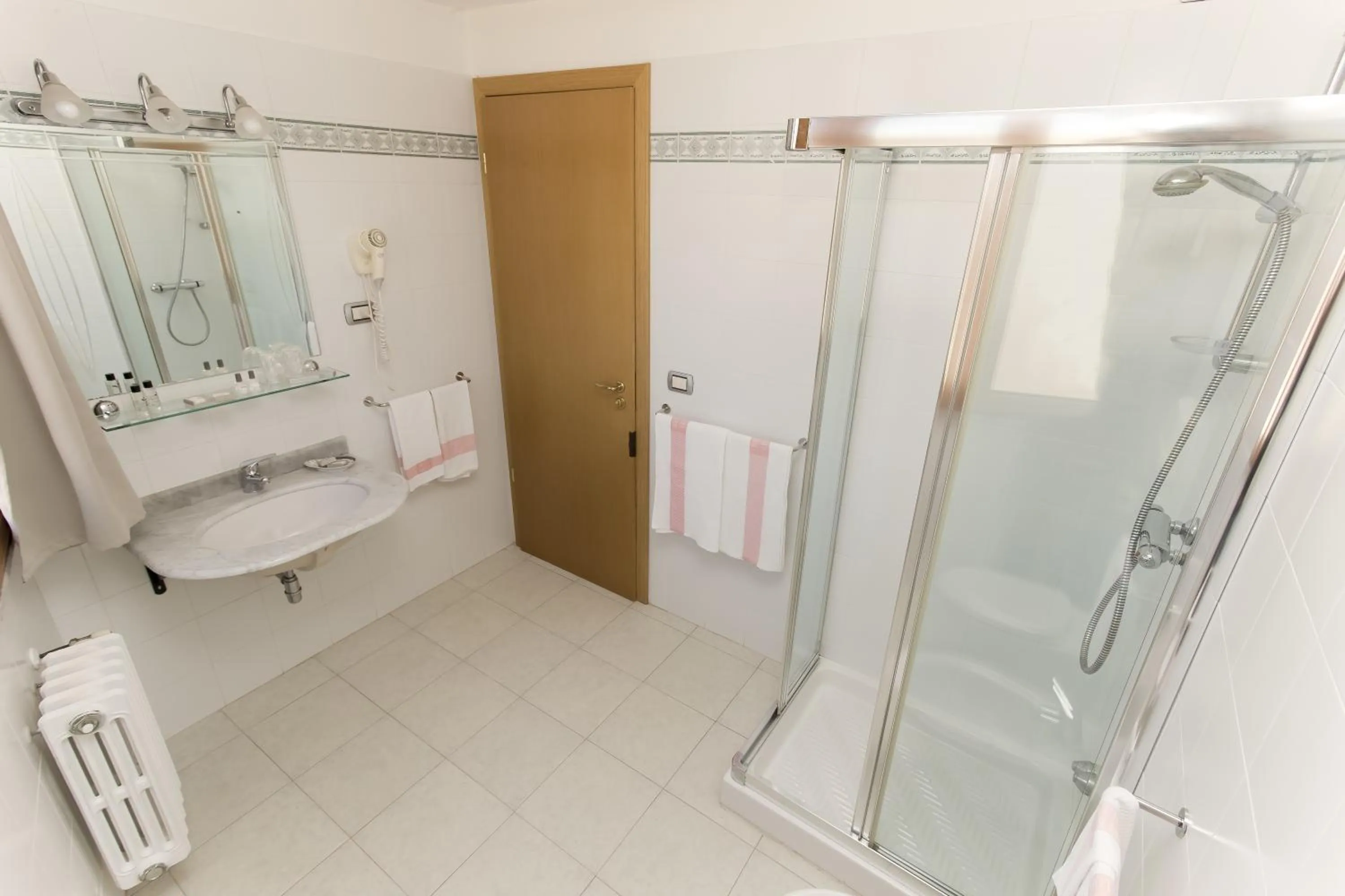 Bathroom in Hotel Grillo