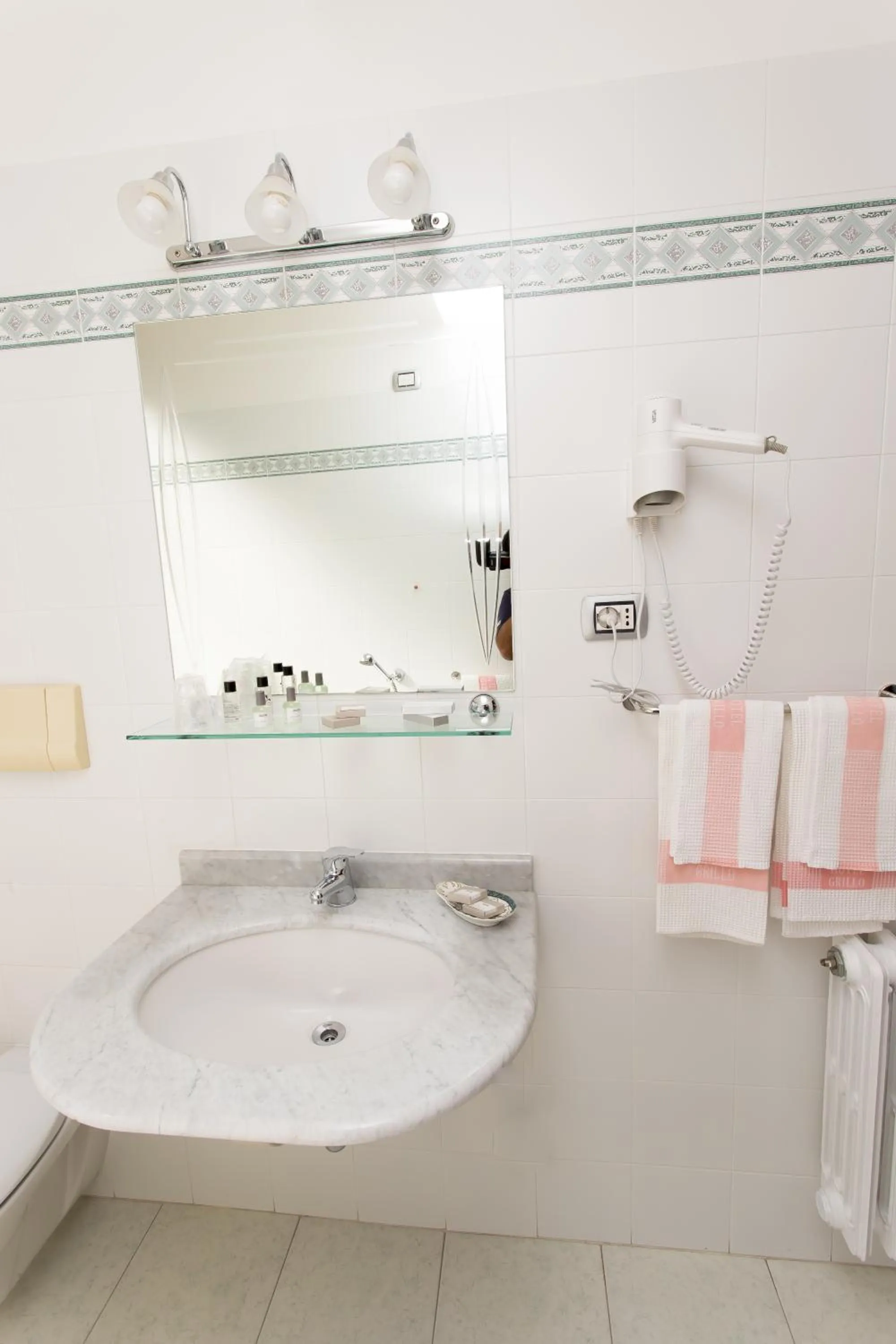 Bathroom in Hotel Grillo
