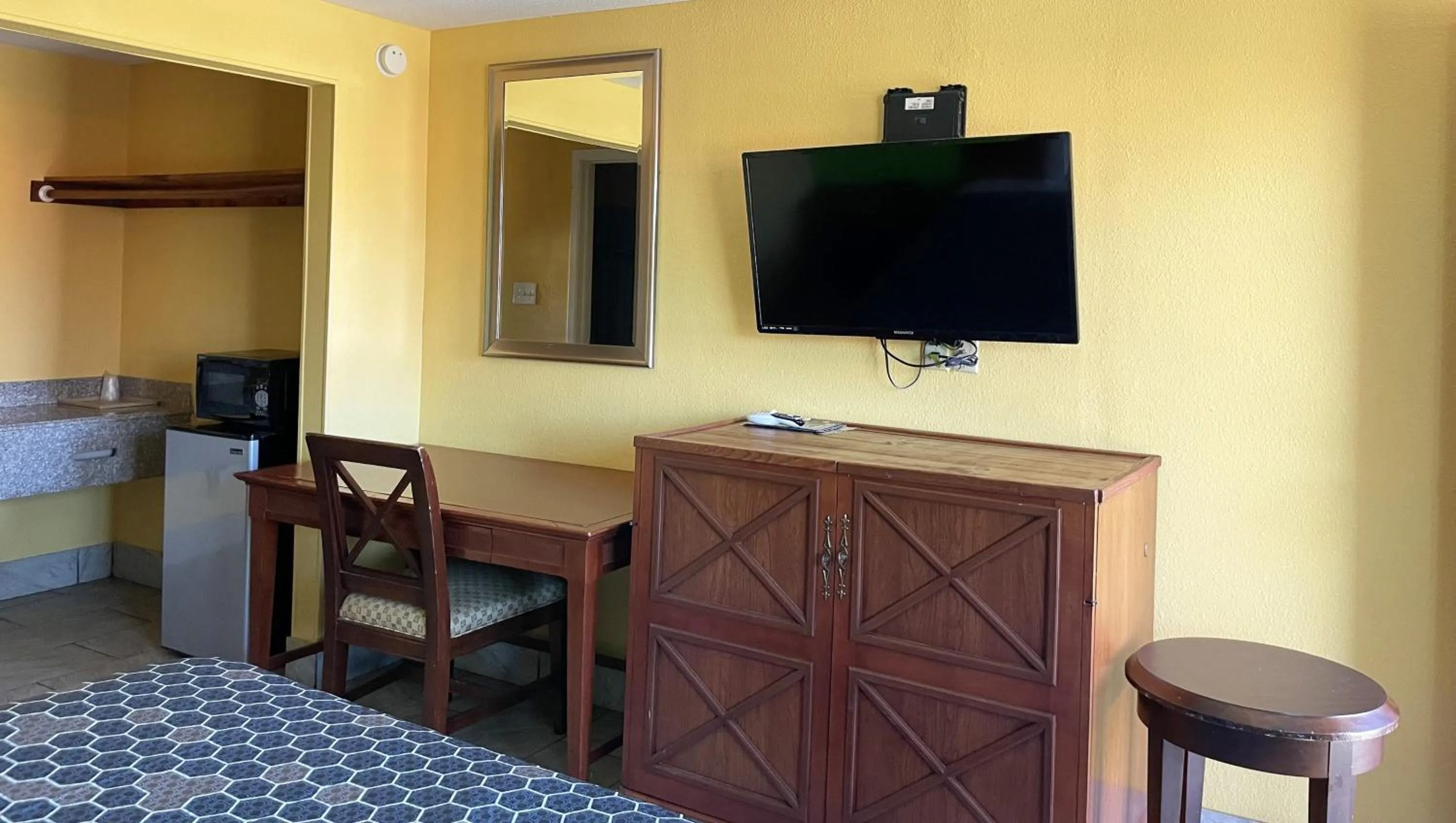 Bedroom, Bed in Royal Inn Linden