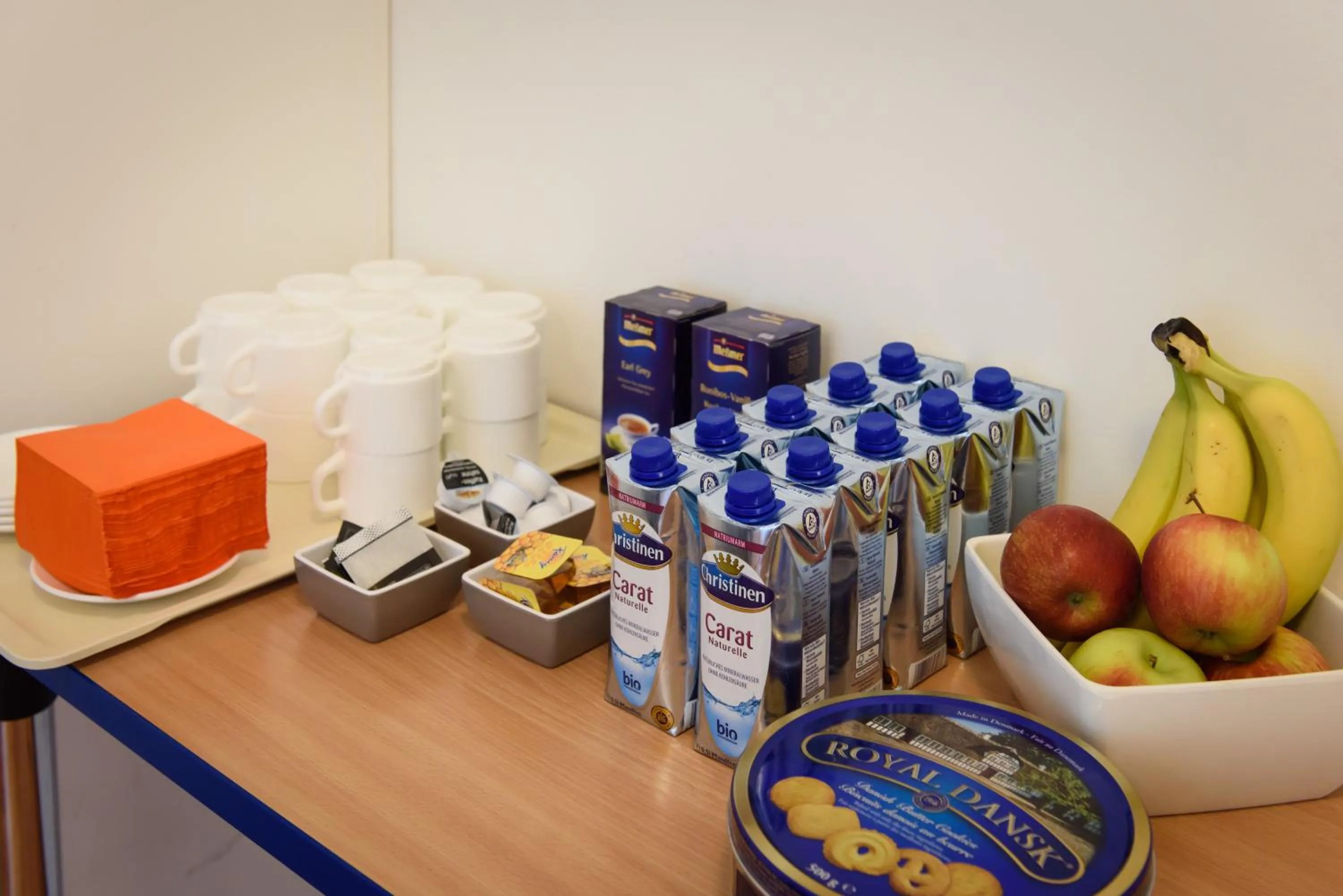 Meeting/conference room in a&o Berlin Kolumbus