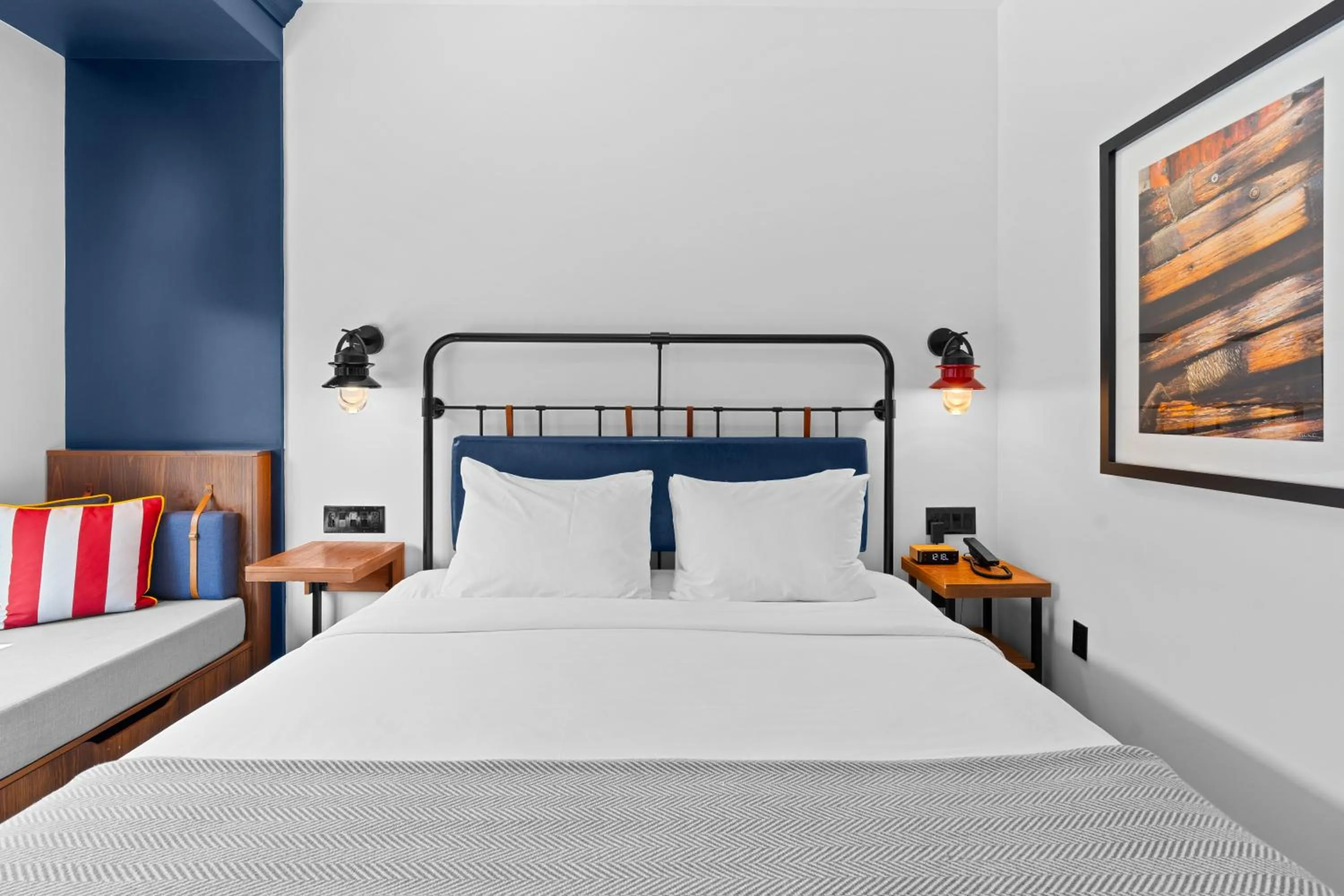 Bed in Hammetts Hotel