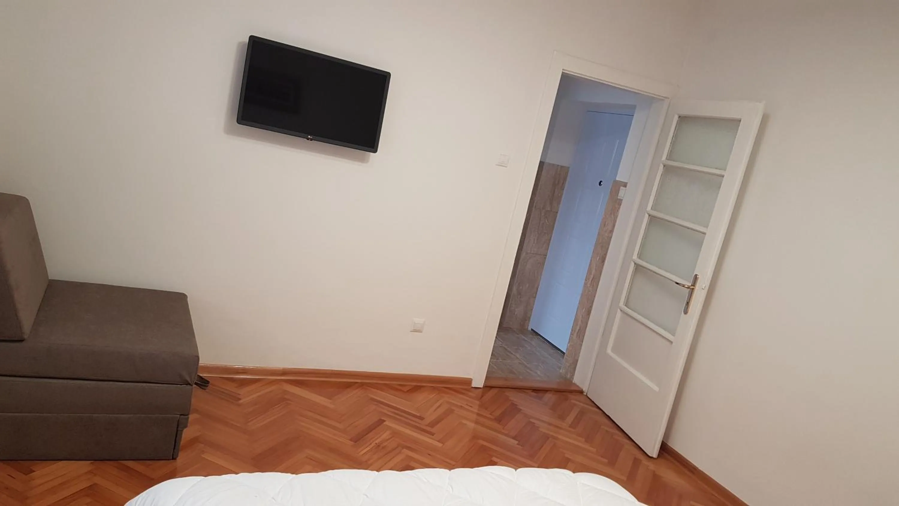 TV and multimedia in Apartment Bregovi