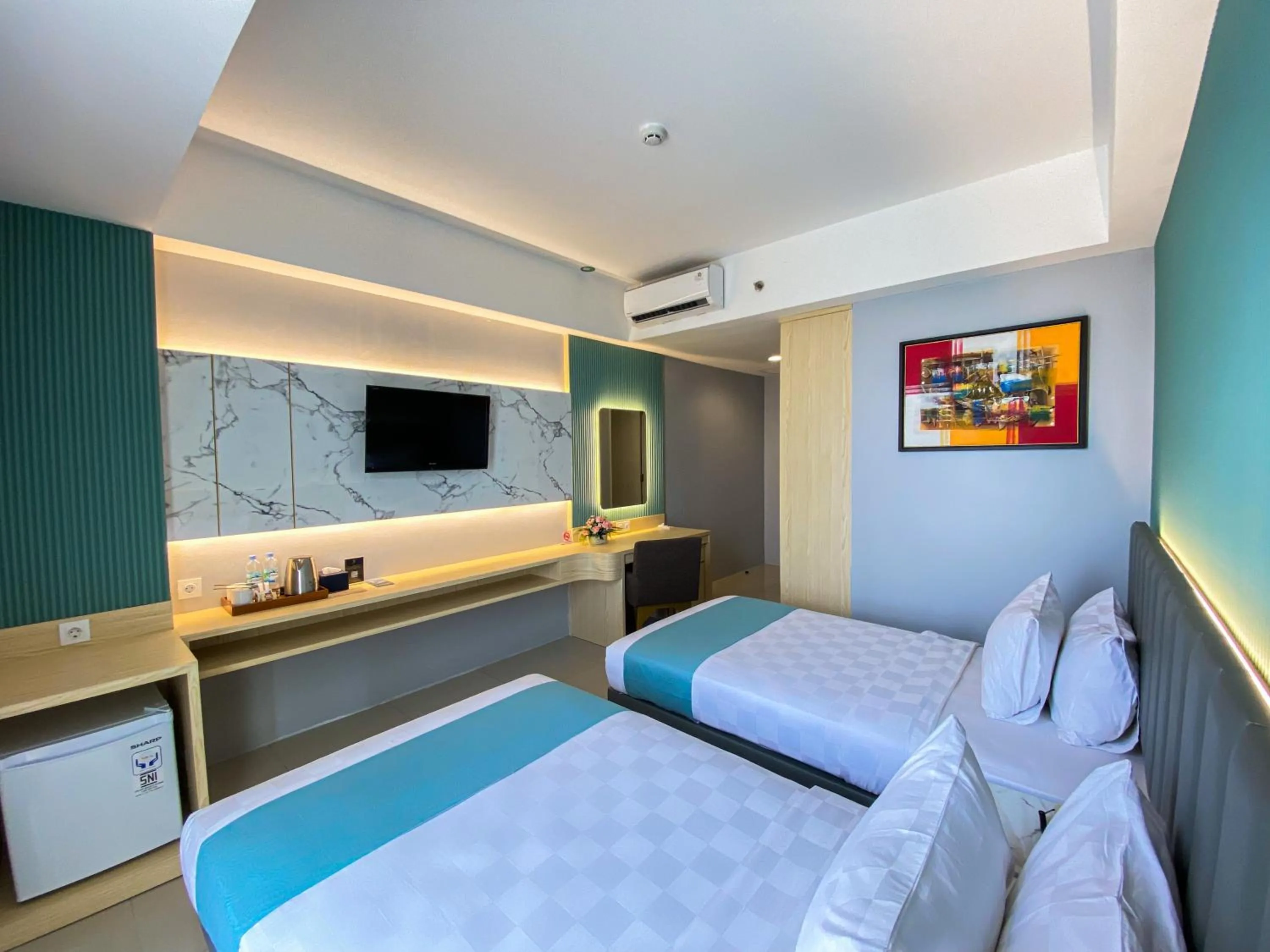 Bedroom, Bed in Luxury Malioboro Hotel