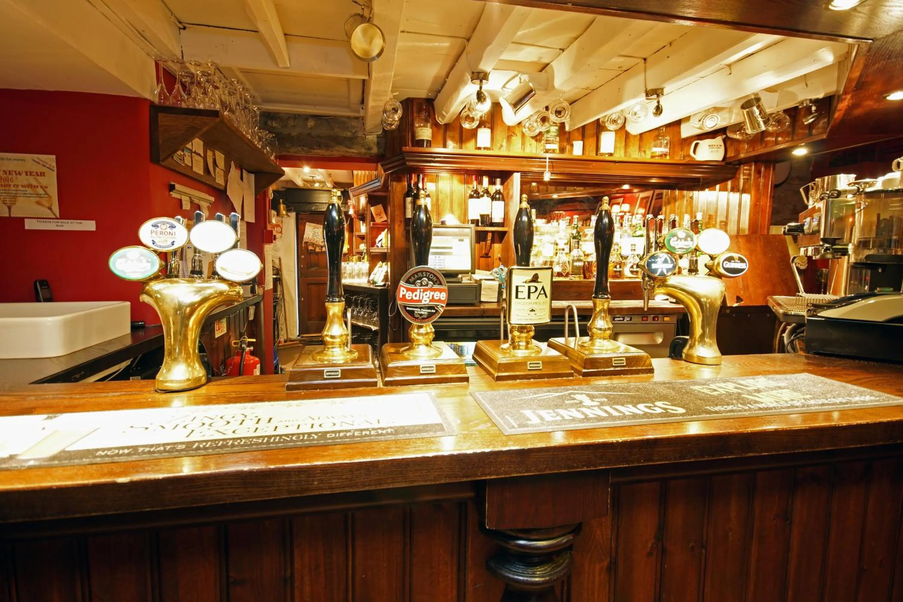 Lounge or bar in Devonshire Arms Inn