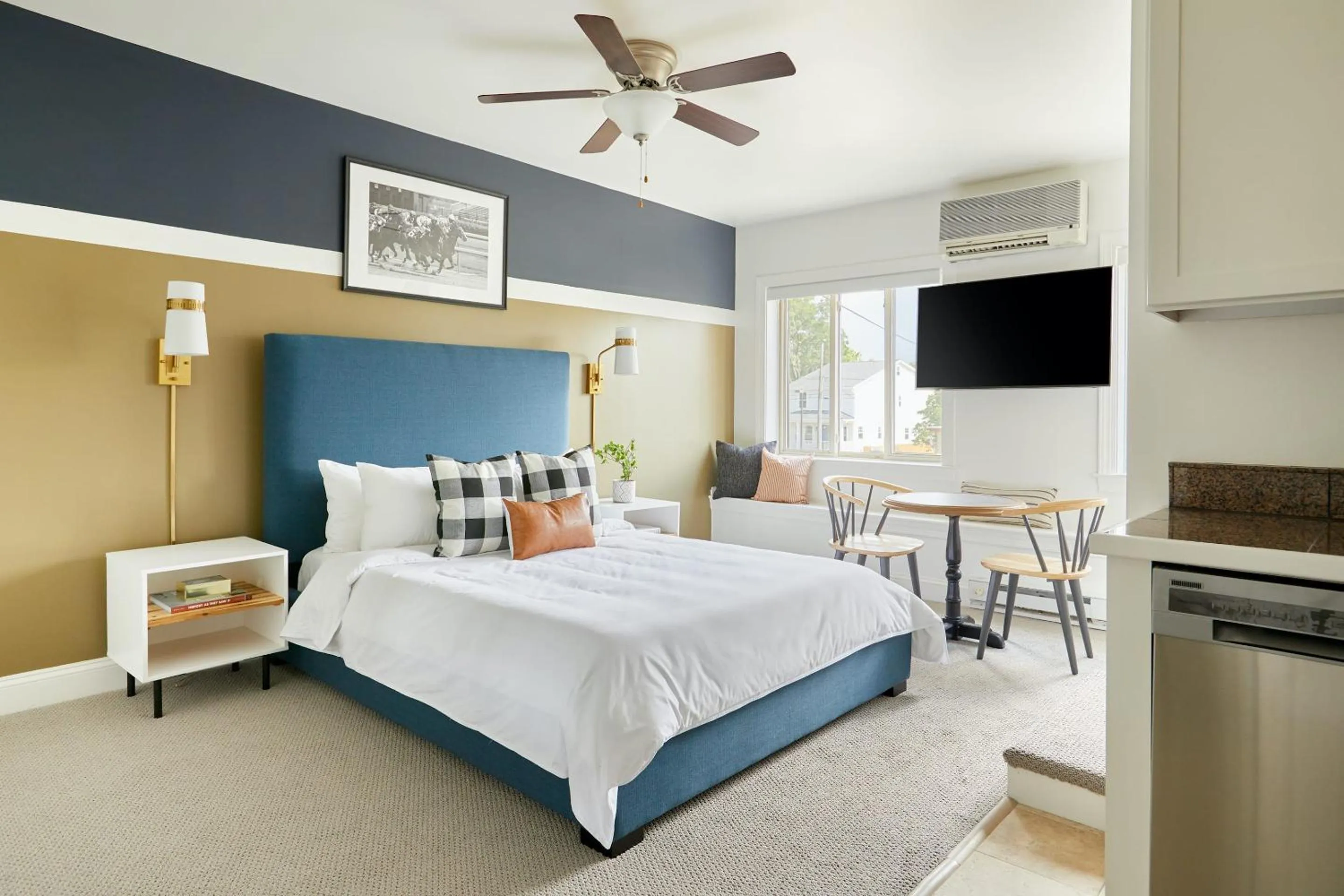 Property building, Bed in Kasa Del Ray Alexandria