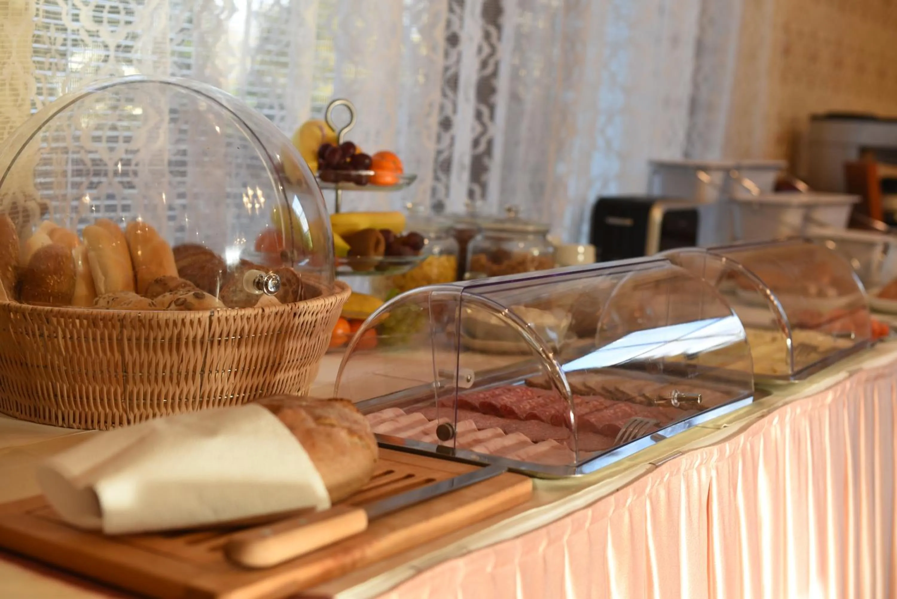 Breakfast in Villa Žerotín Penzion Bed & Breakfast