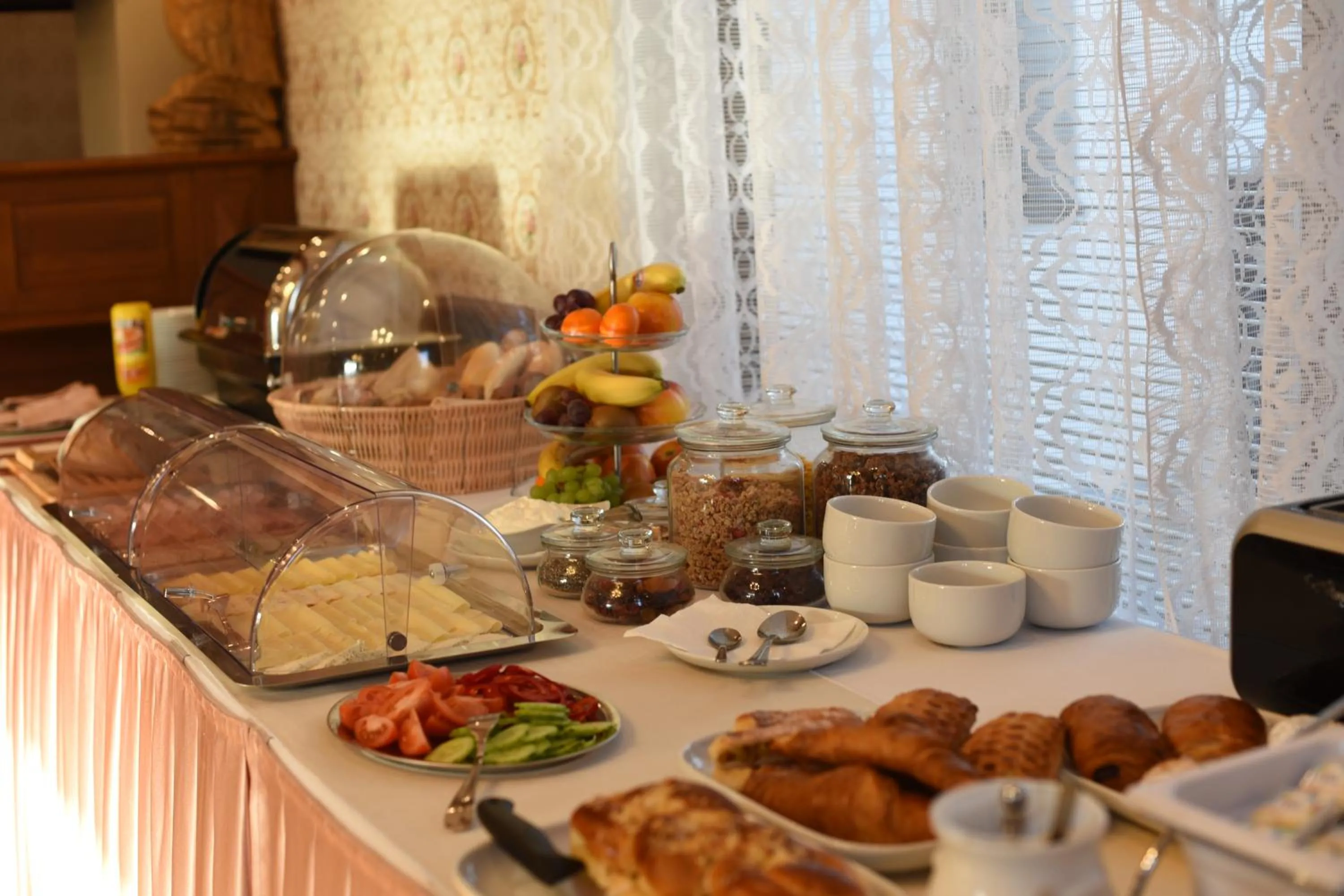 Breakfast in Villa Žerotín Penzion Bed & Breakfast