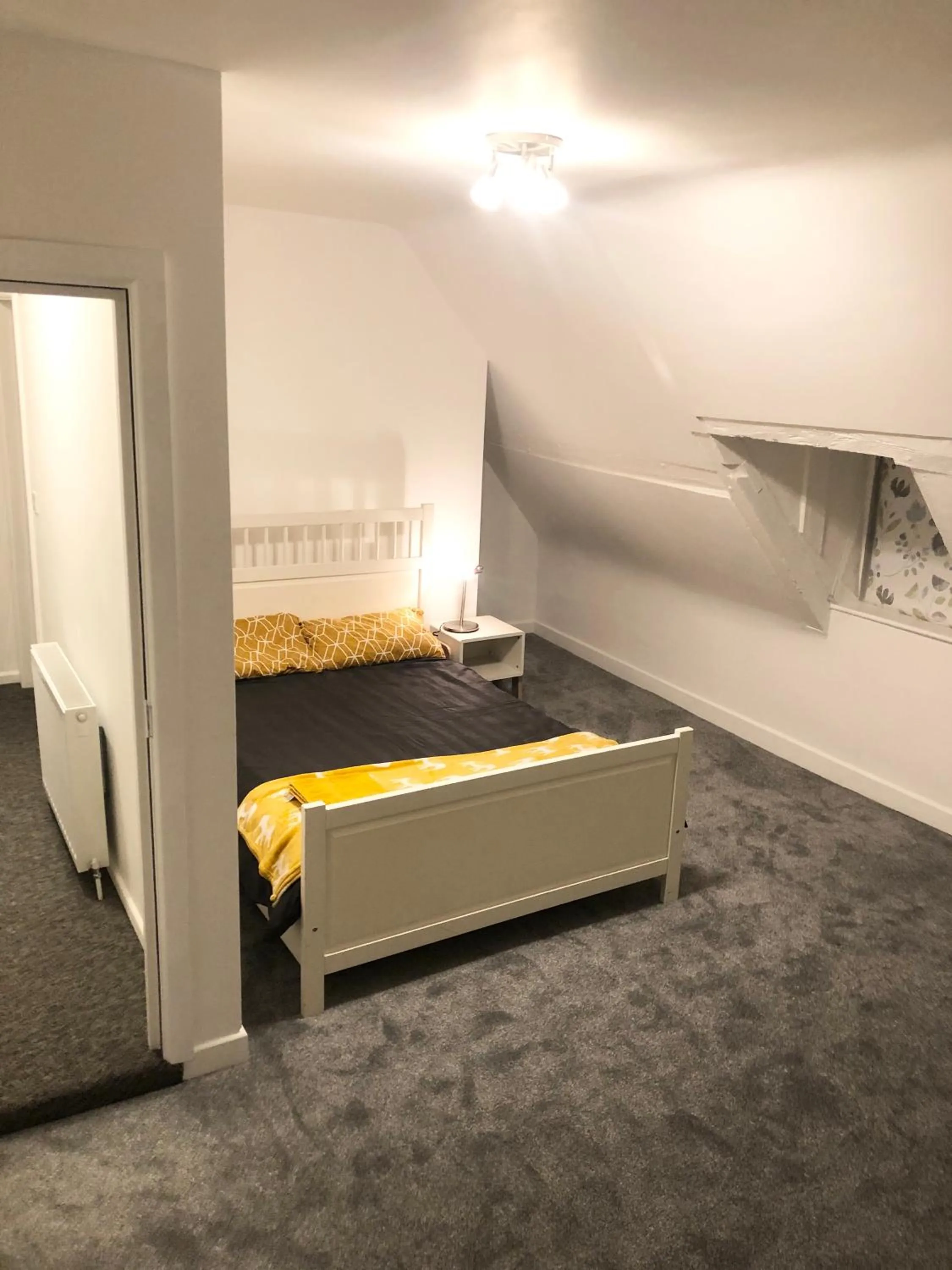 Bedroom, Bed in Grace Apartments - Living Stone 2