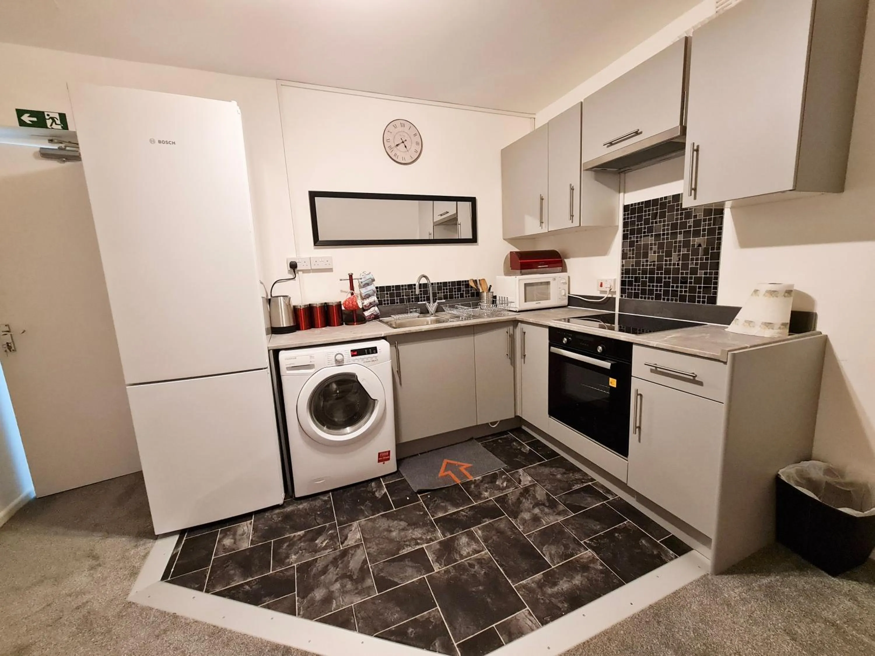 Kitchen or kitchenette in Grace Apartments - Living Stone 2