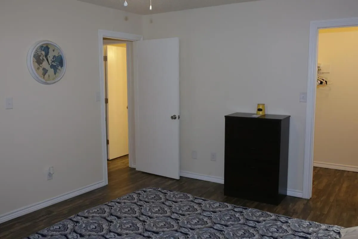 Comfortable stay five minutes away