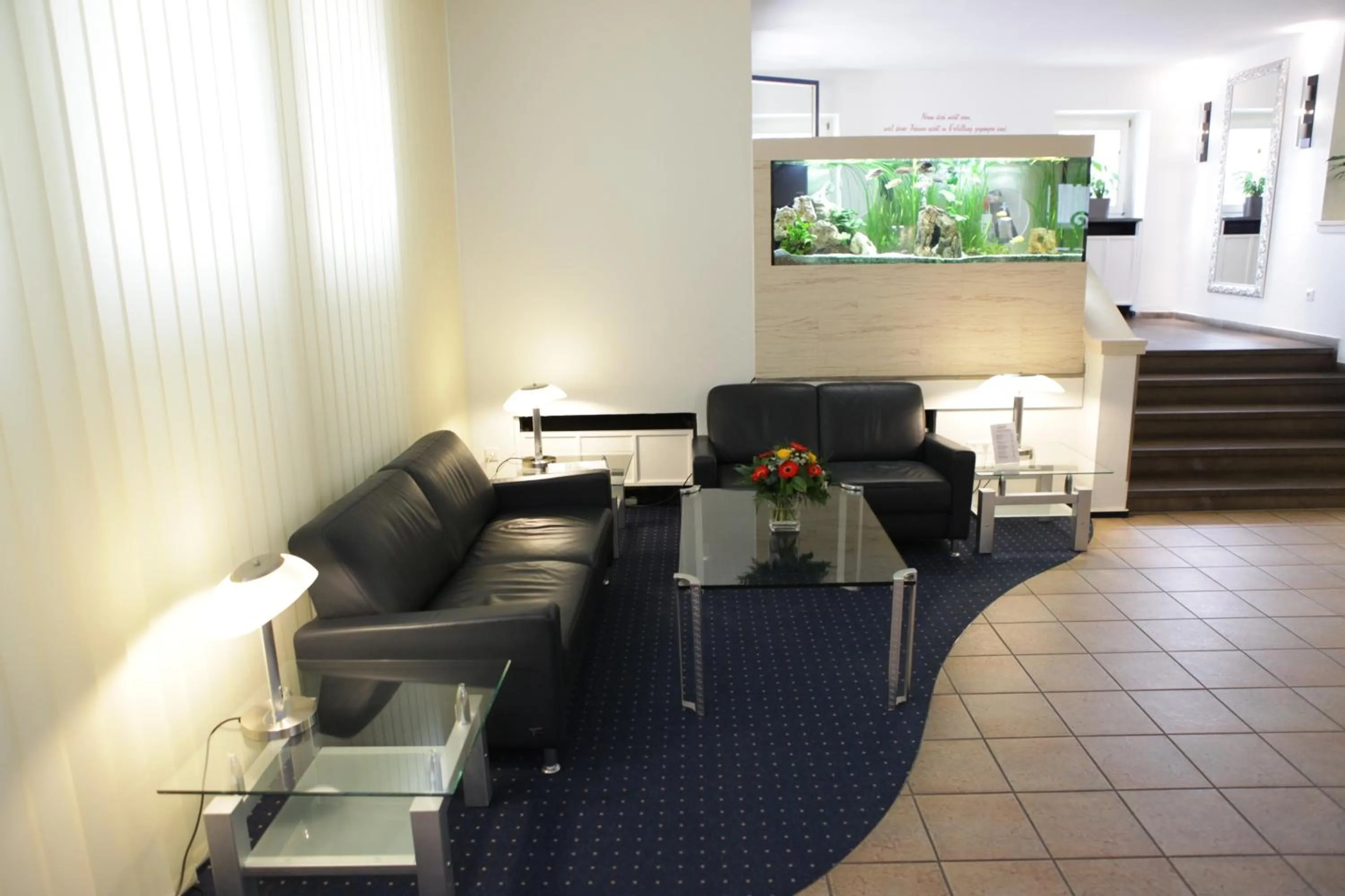 Lobby or reception in Stadthotel Kassel