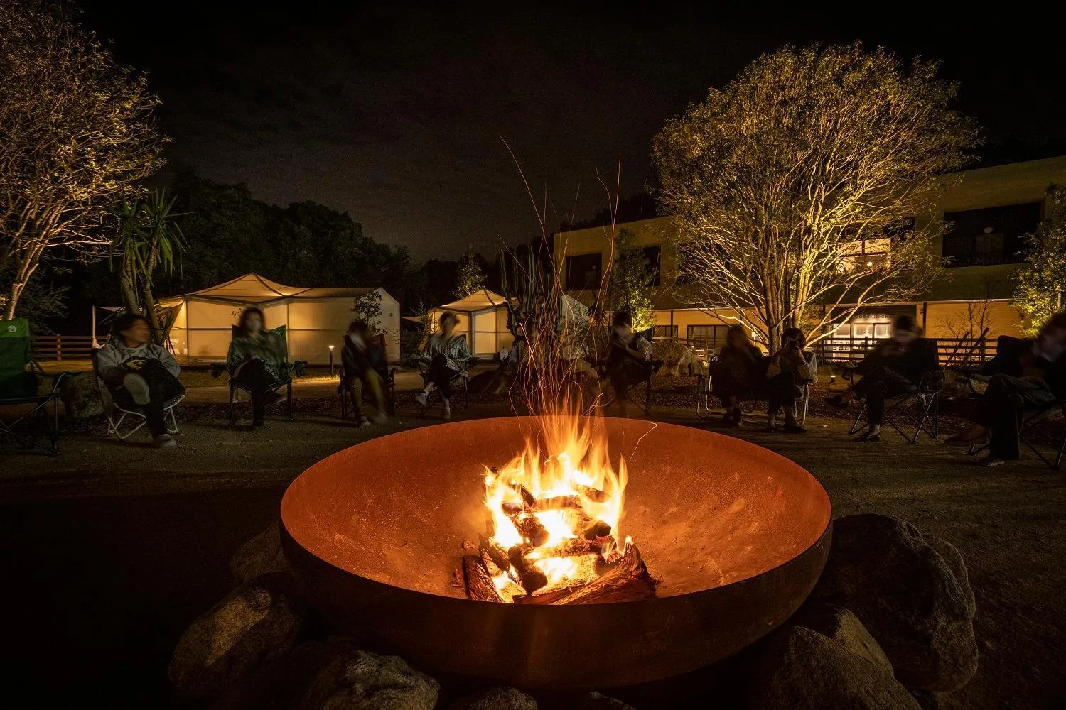 Night in THE Retreat