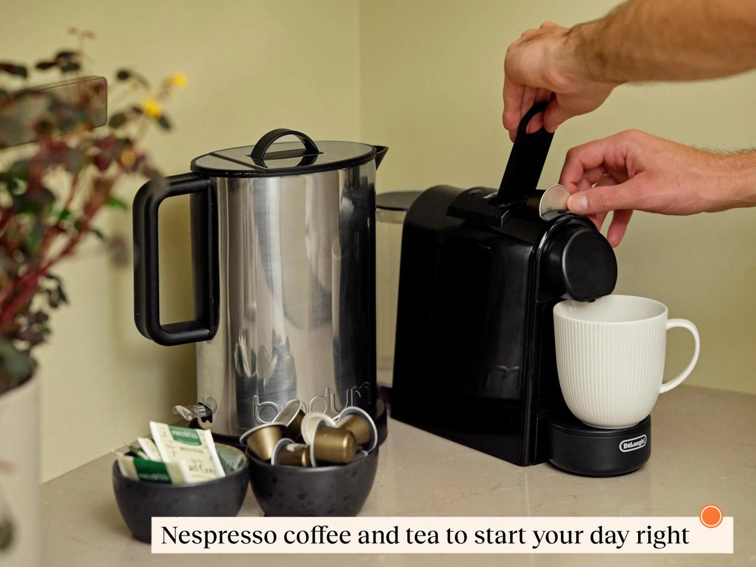 Coffee/tea facilities in Apēron Apartment Hotel