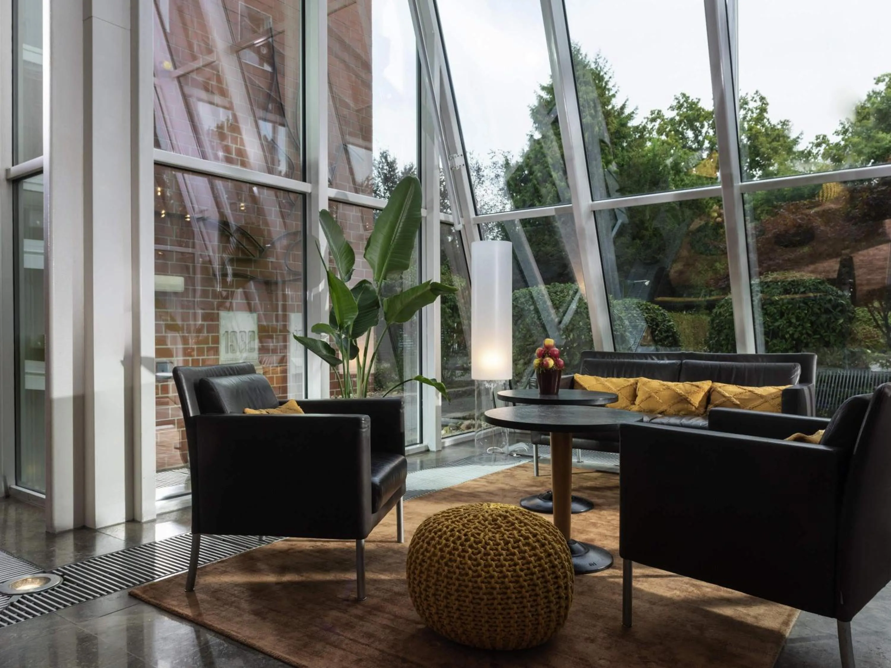 Property building in Mövenpick Hotel Münster am Aasee