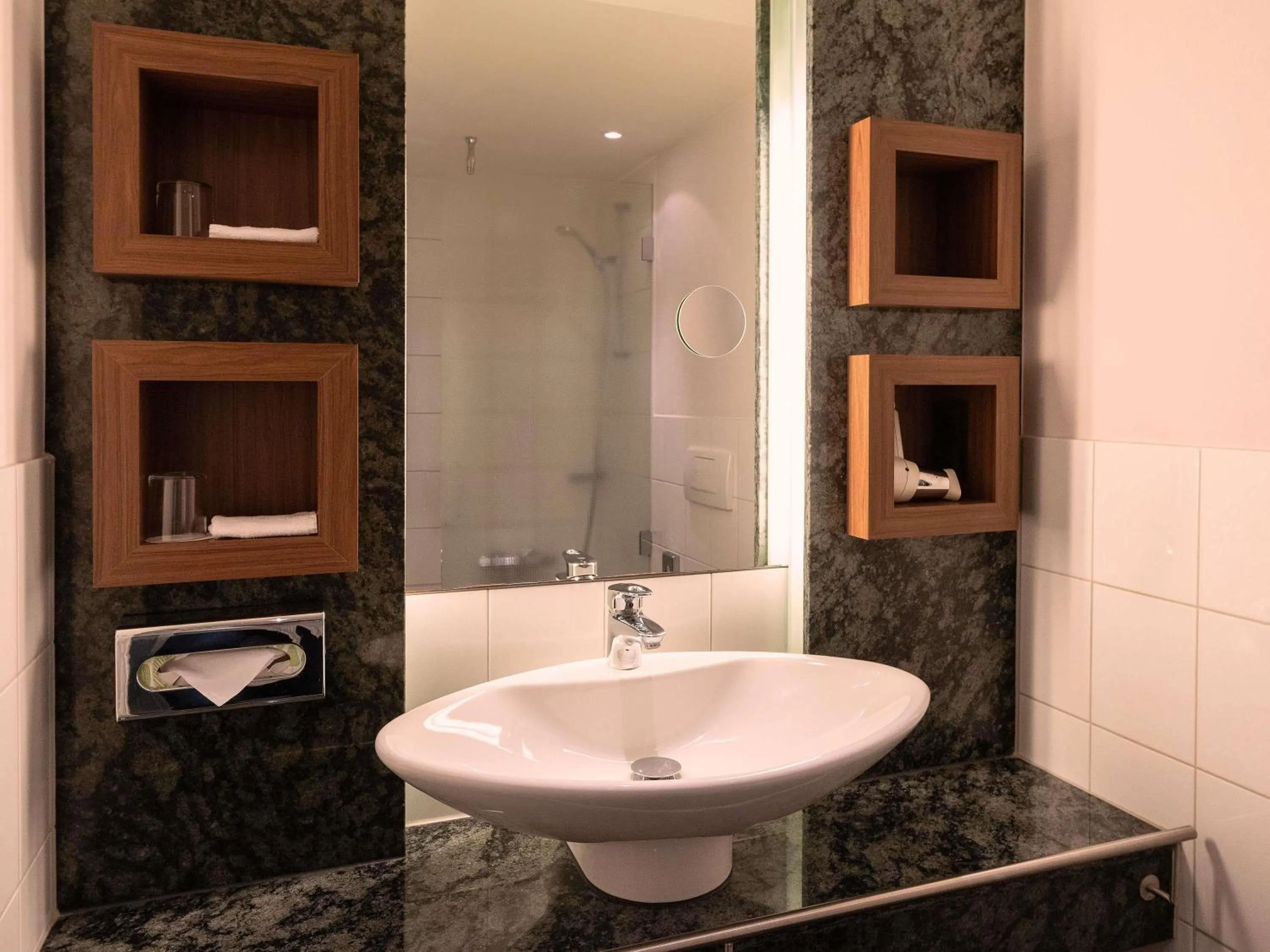 Bedroom in Mövenpick Hotel Münster am Aasee