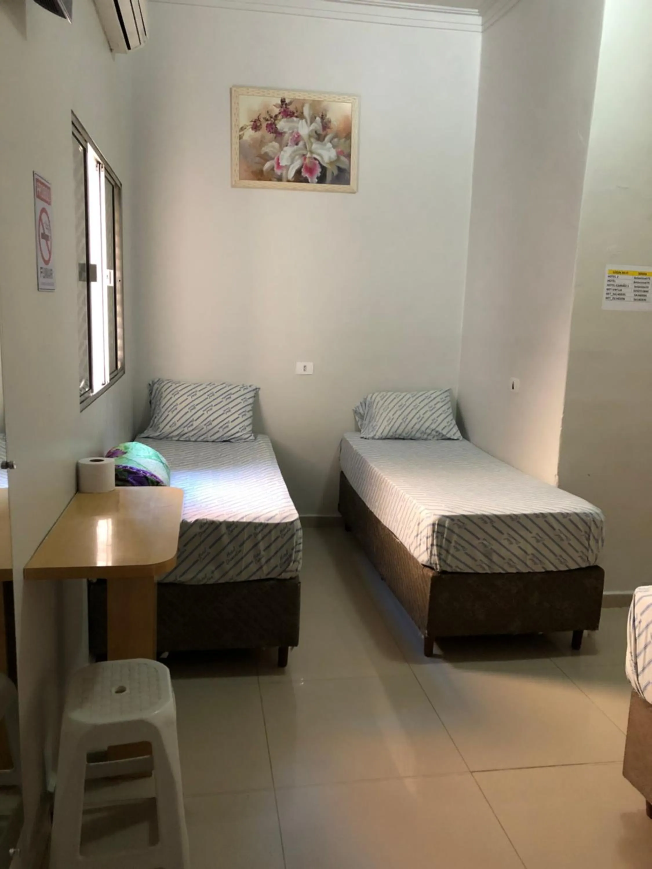 Bed in Hotel Carrão