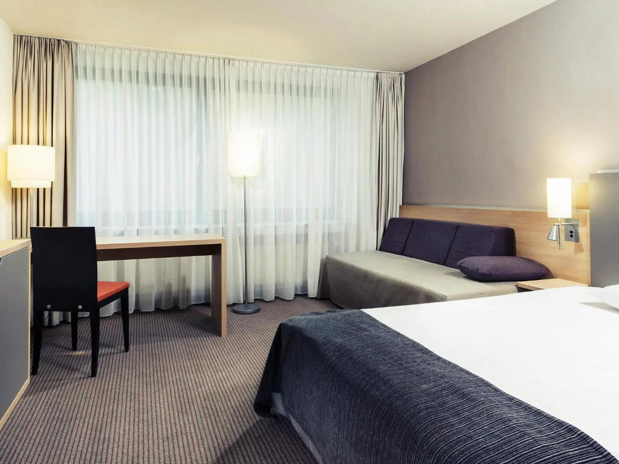 Bedroom, Bed in Mercure Hotel Düsseldorf Neuss