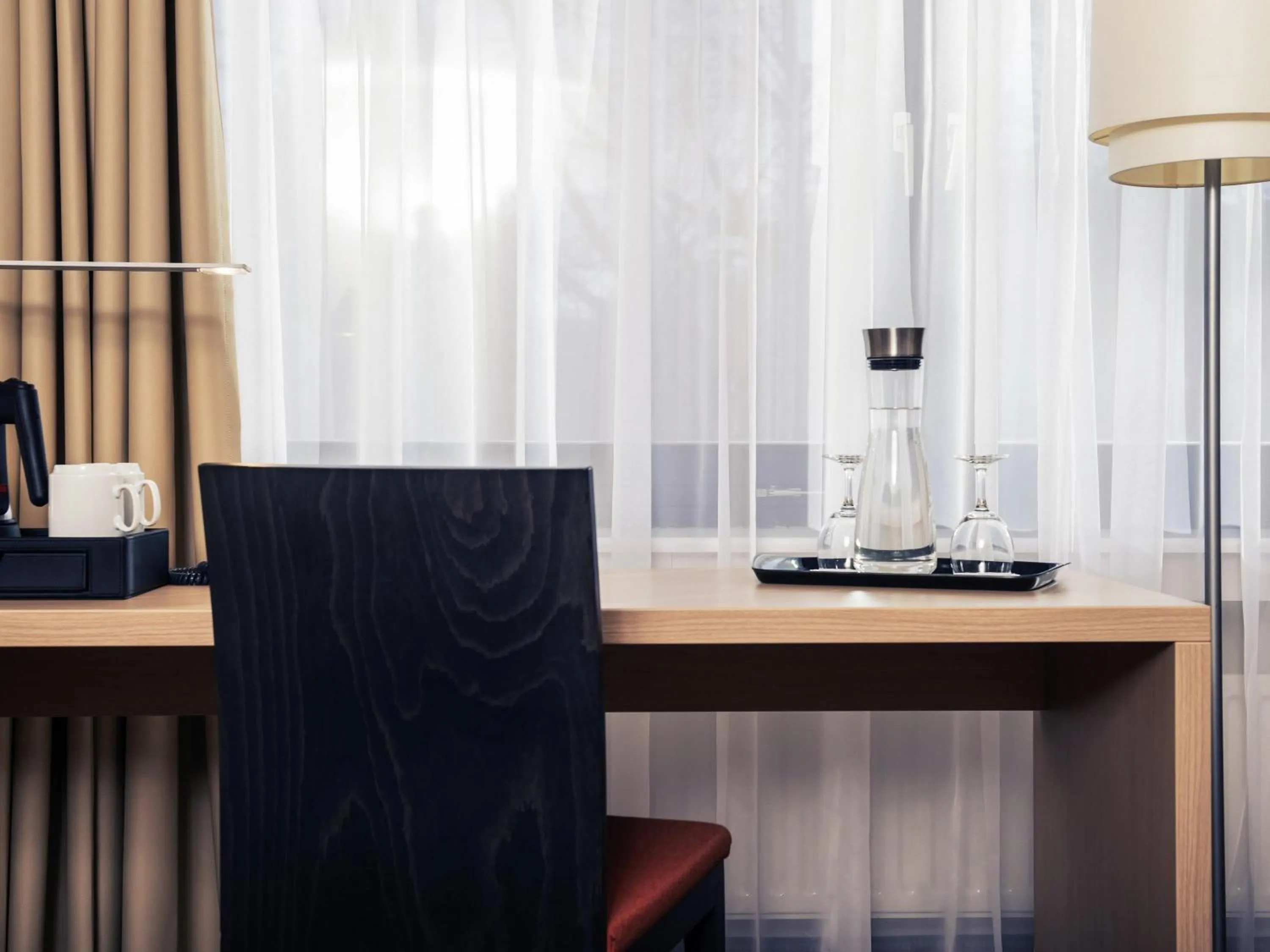 Bedroom in Mercure Hotel Düsseldorf Neuss