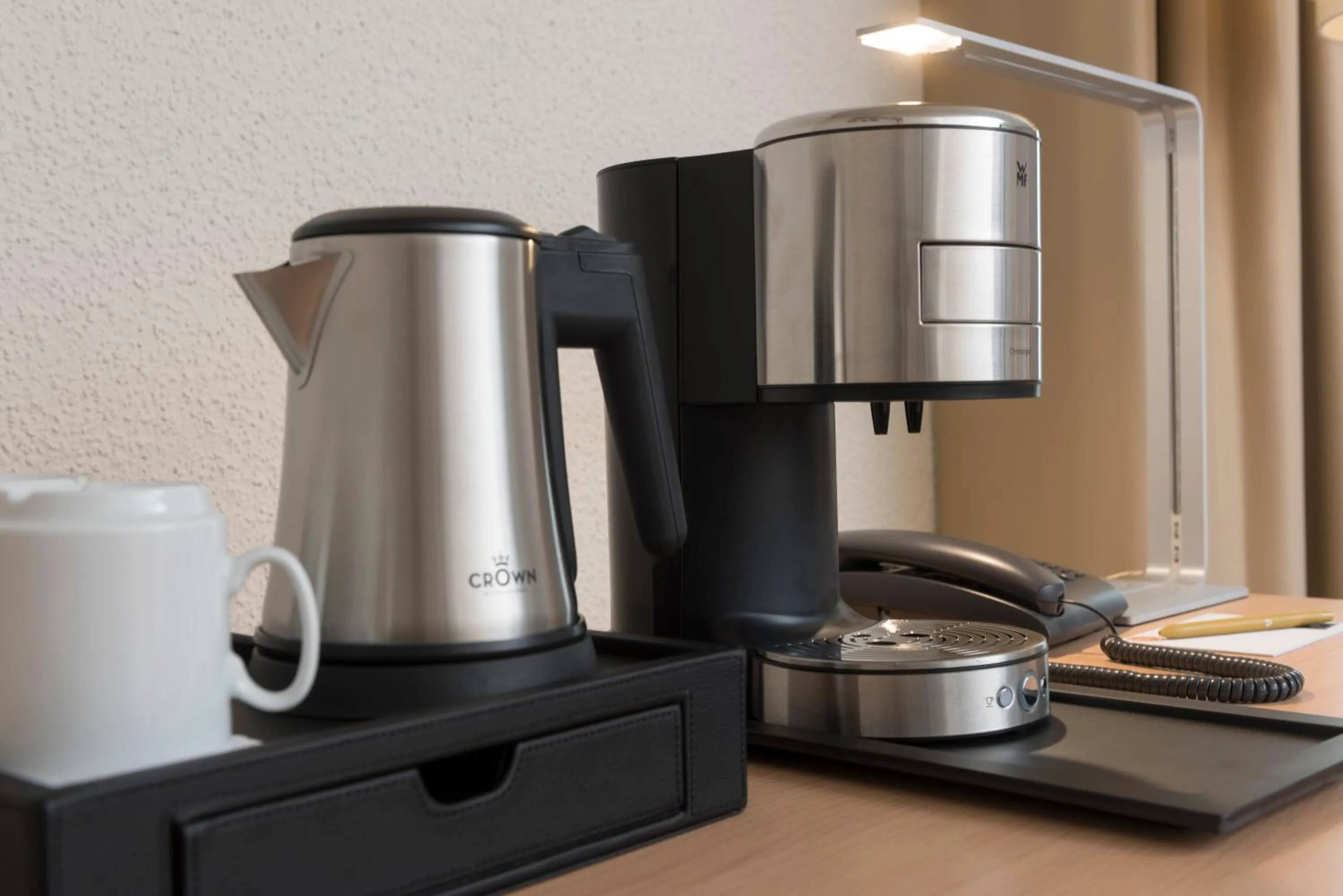 Coffee/tea facilities in Mercure Hotel Düsseldorf Neuss