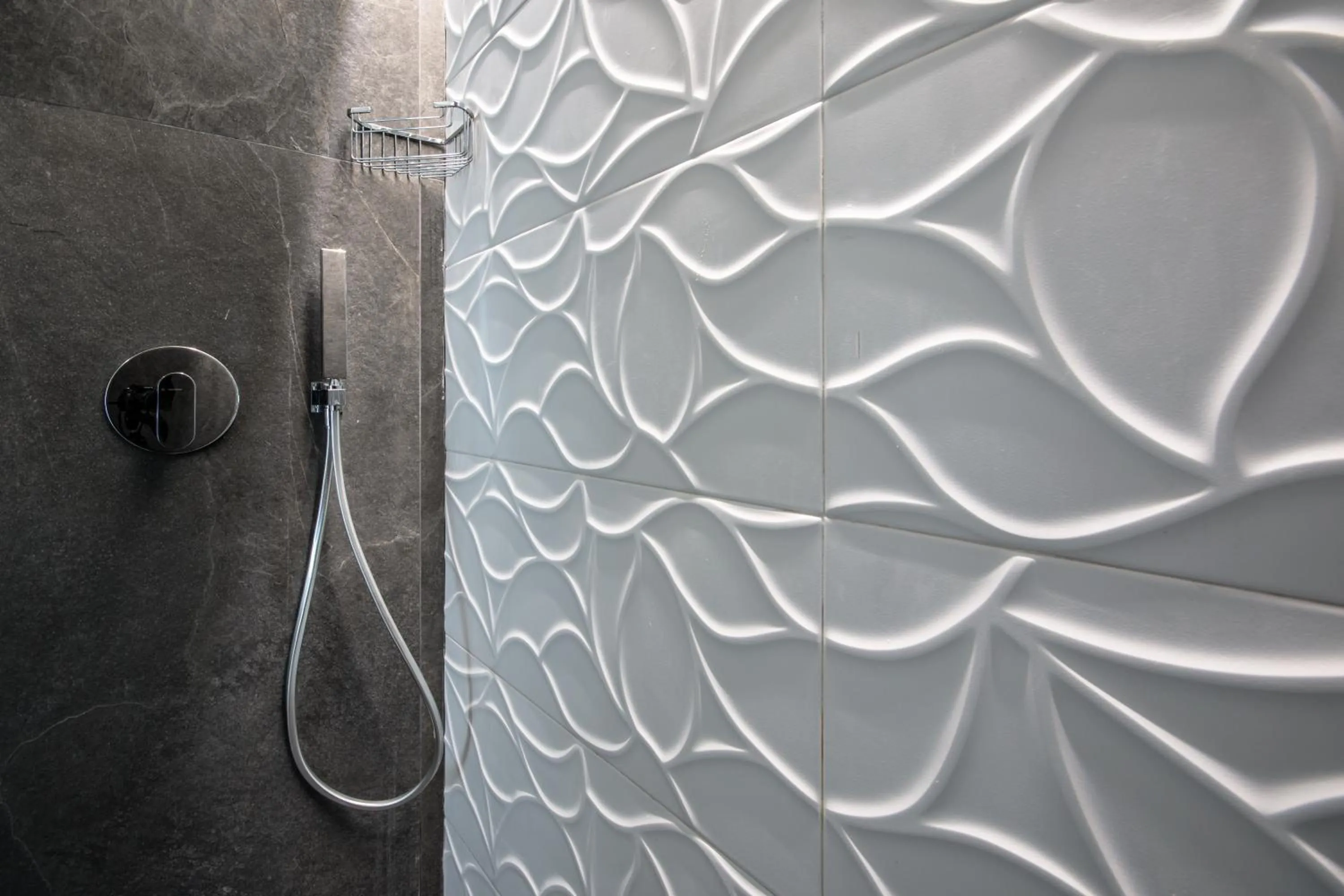 Shower in PhotoRooms B&B