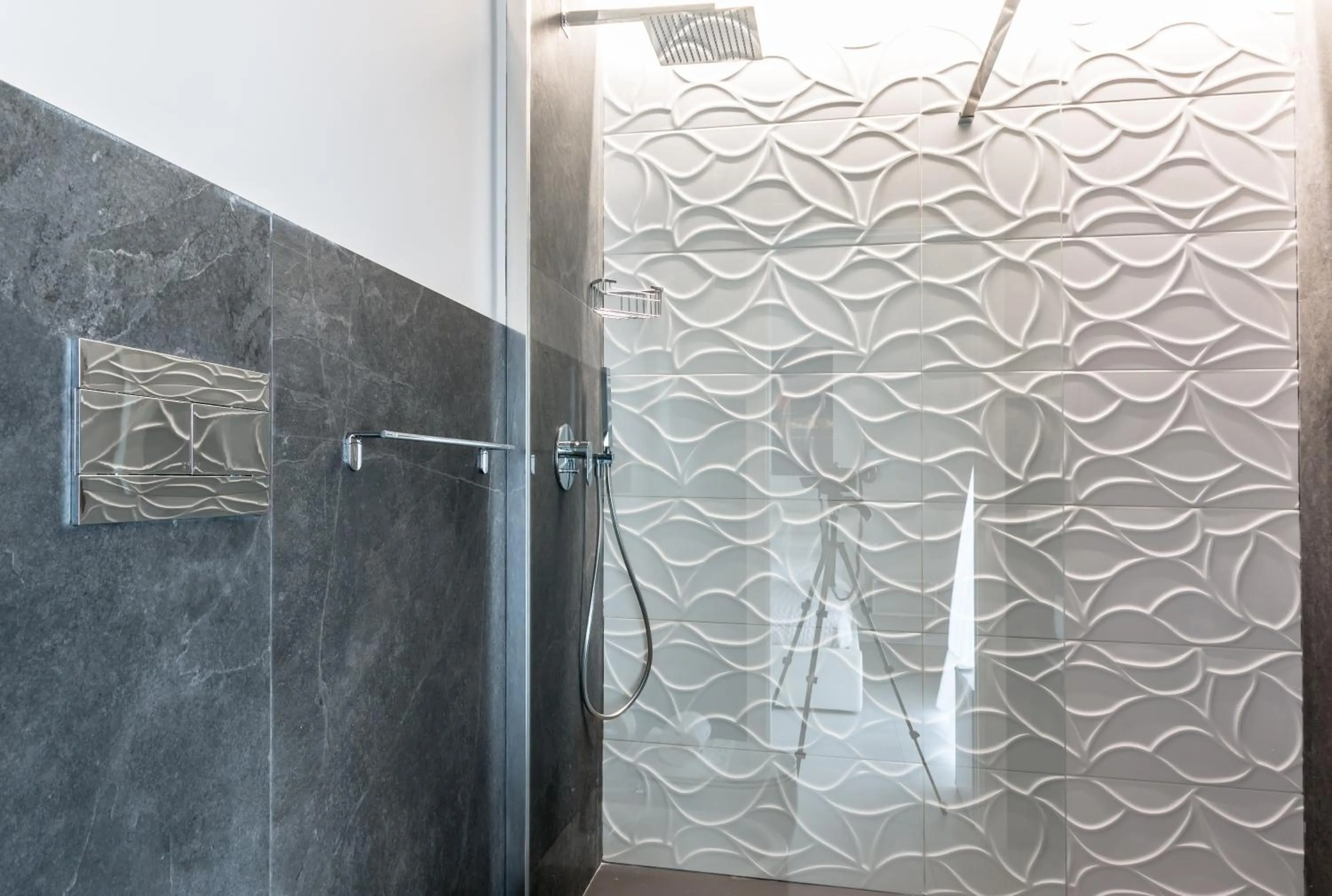 Shower in PhotoRooms B&B