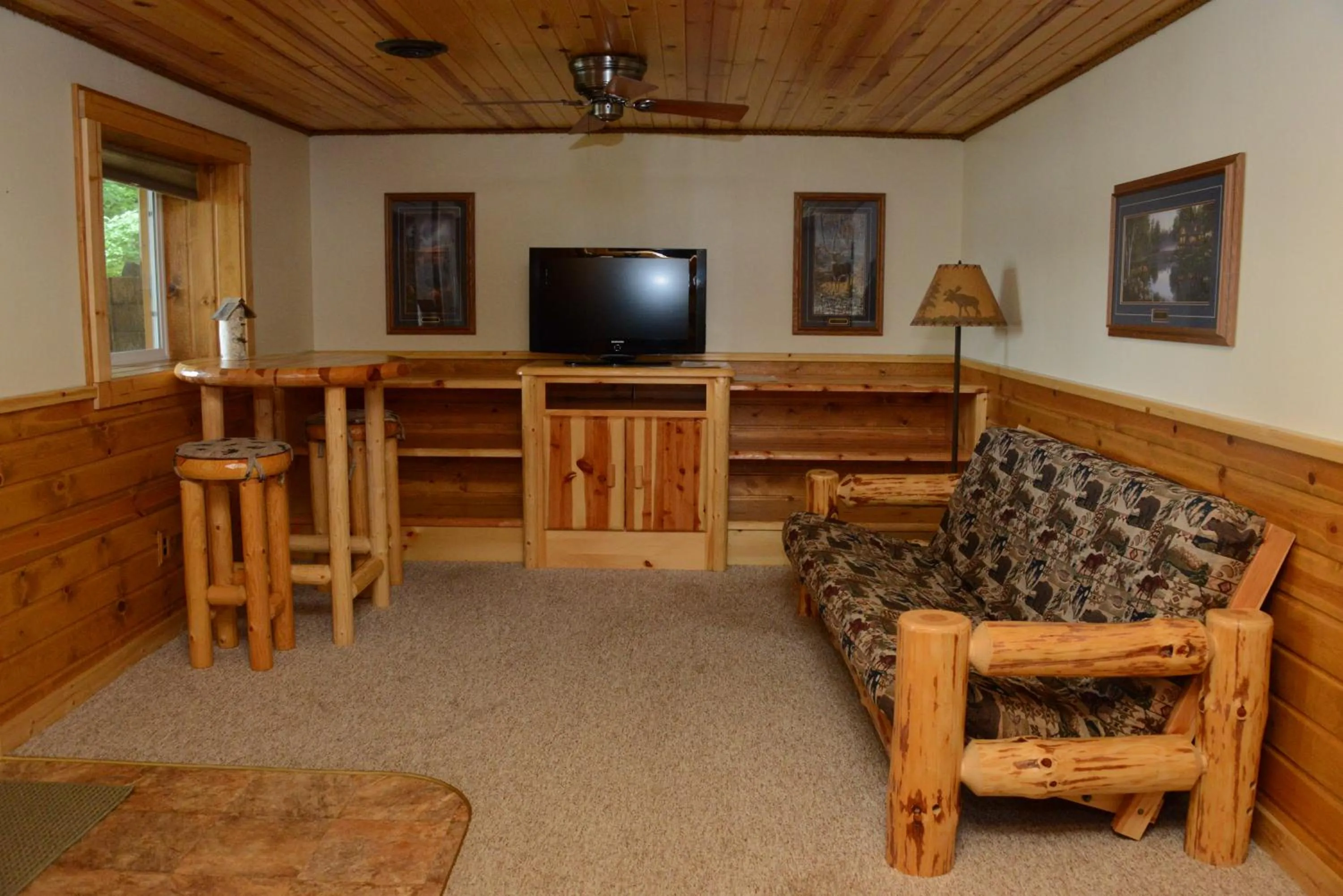 TV and multimedia in Riverside Resort