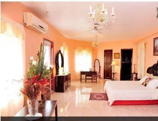 Family Room with Balcony in Mansion Giahn Bed & Breakfast Family Room with Balcony in Mansion Giahn Bed & Breakfast