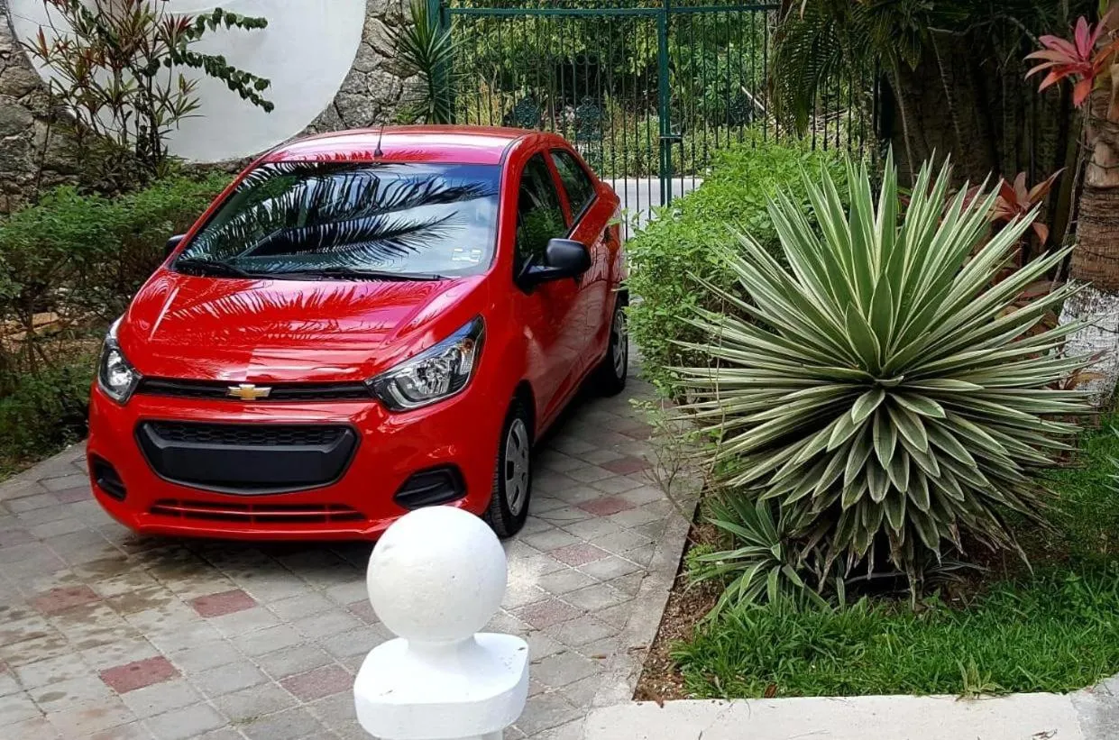 People in Mansion Giahn Bed & Breakfast