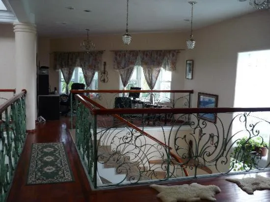 Decorative detail in Mansion Giahn Bed & Breakfast