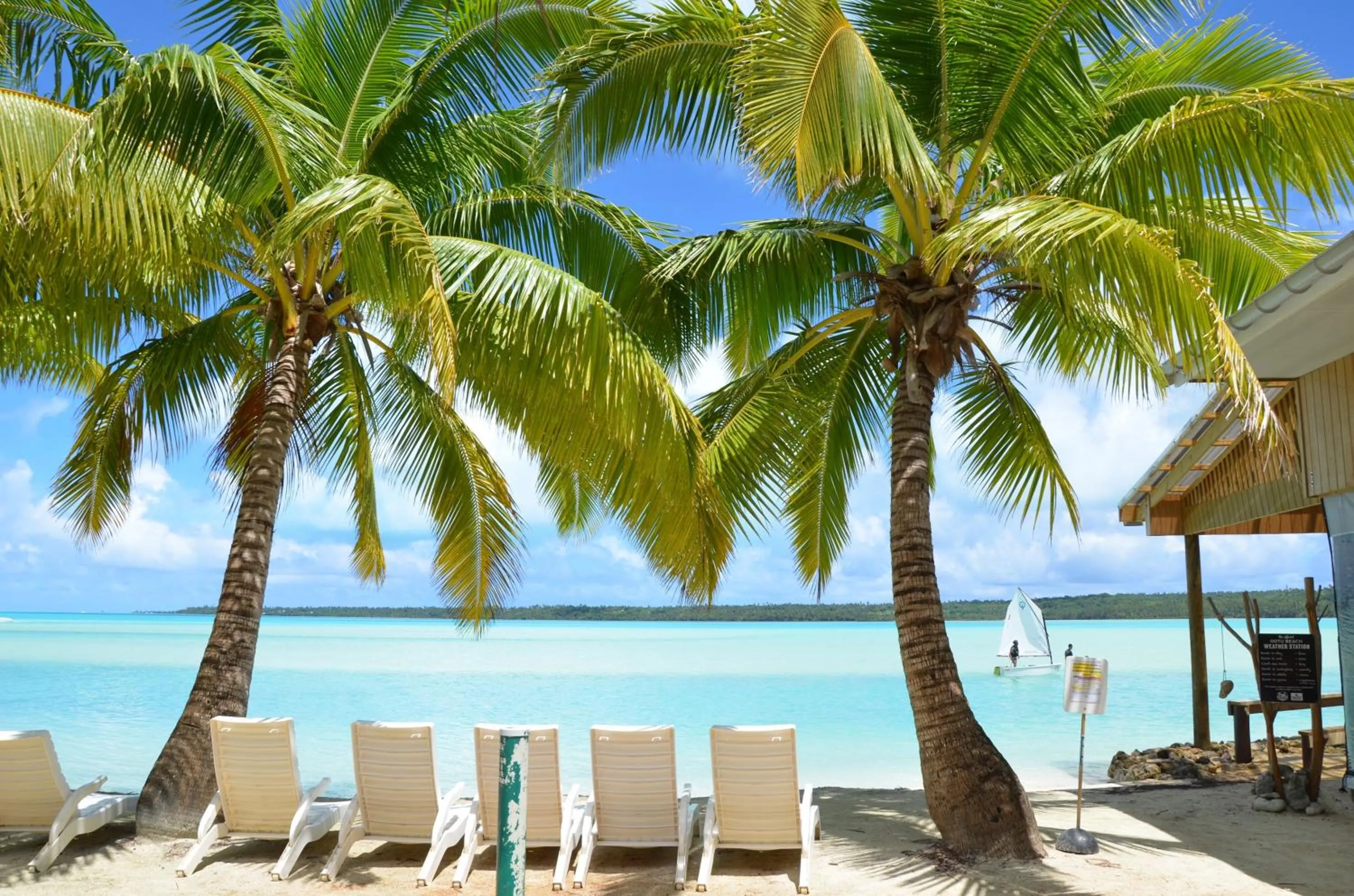 Aitutaki Village