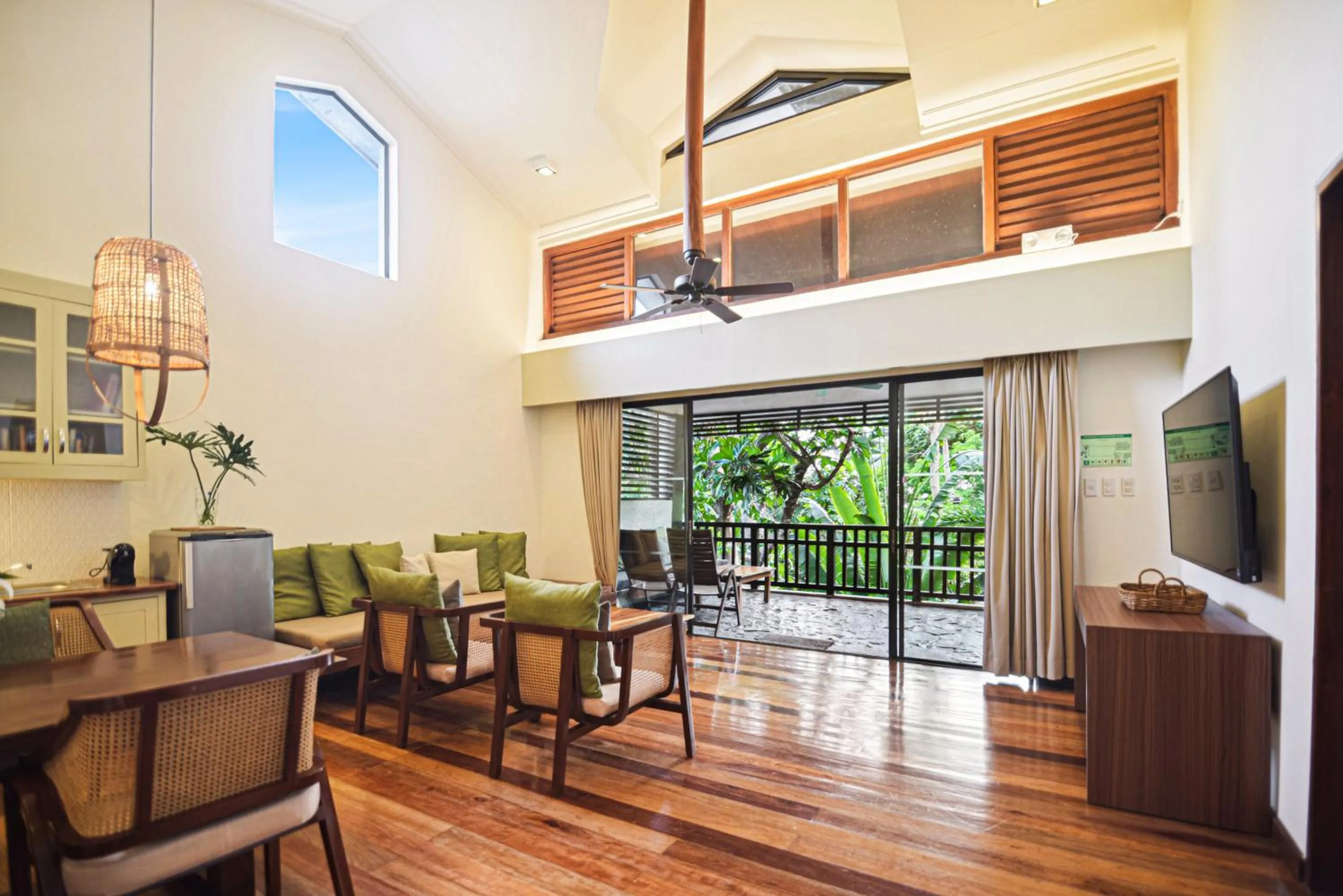 The Strand Boutique Resort