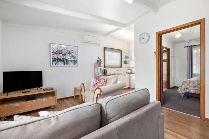 Property building in Halls Haven Holiday Units