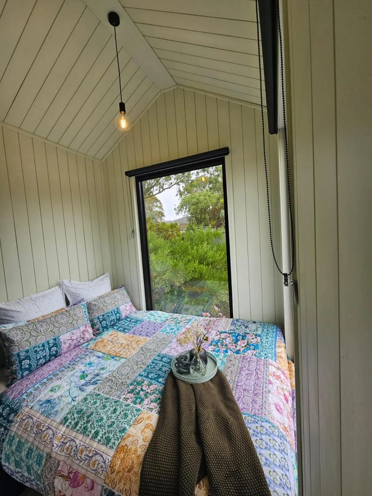 Bed in Halls Haven Holiday Units