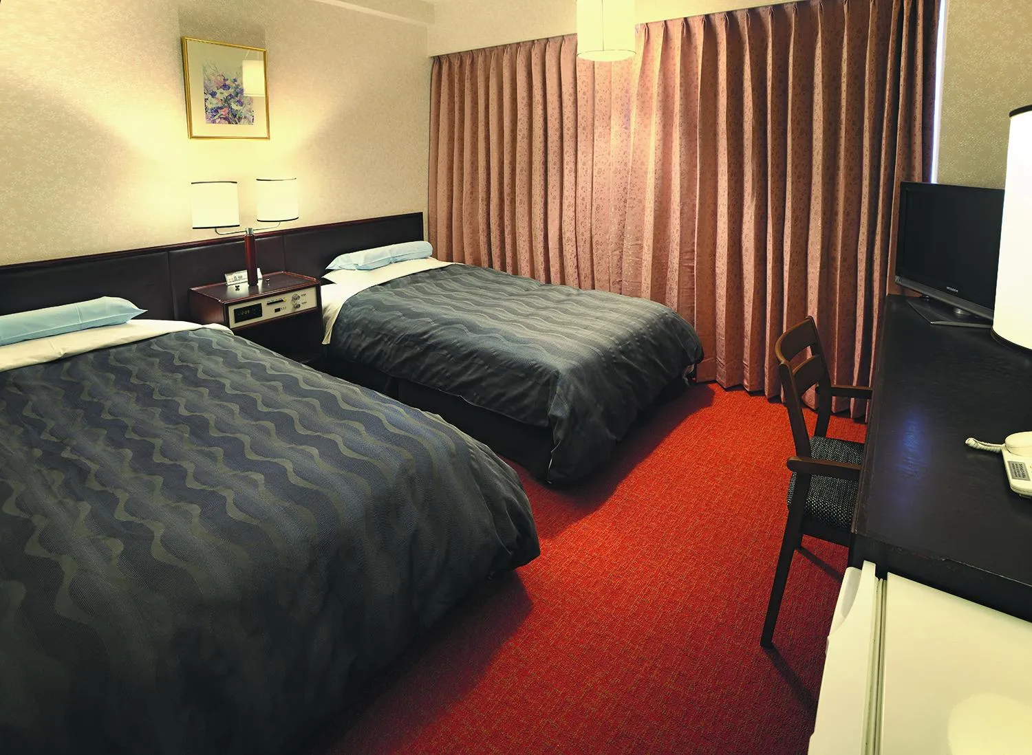 Bed in Bandai Silver Hotel