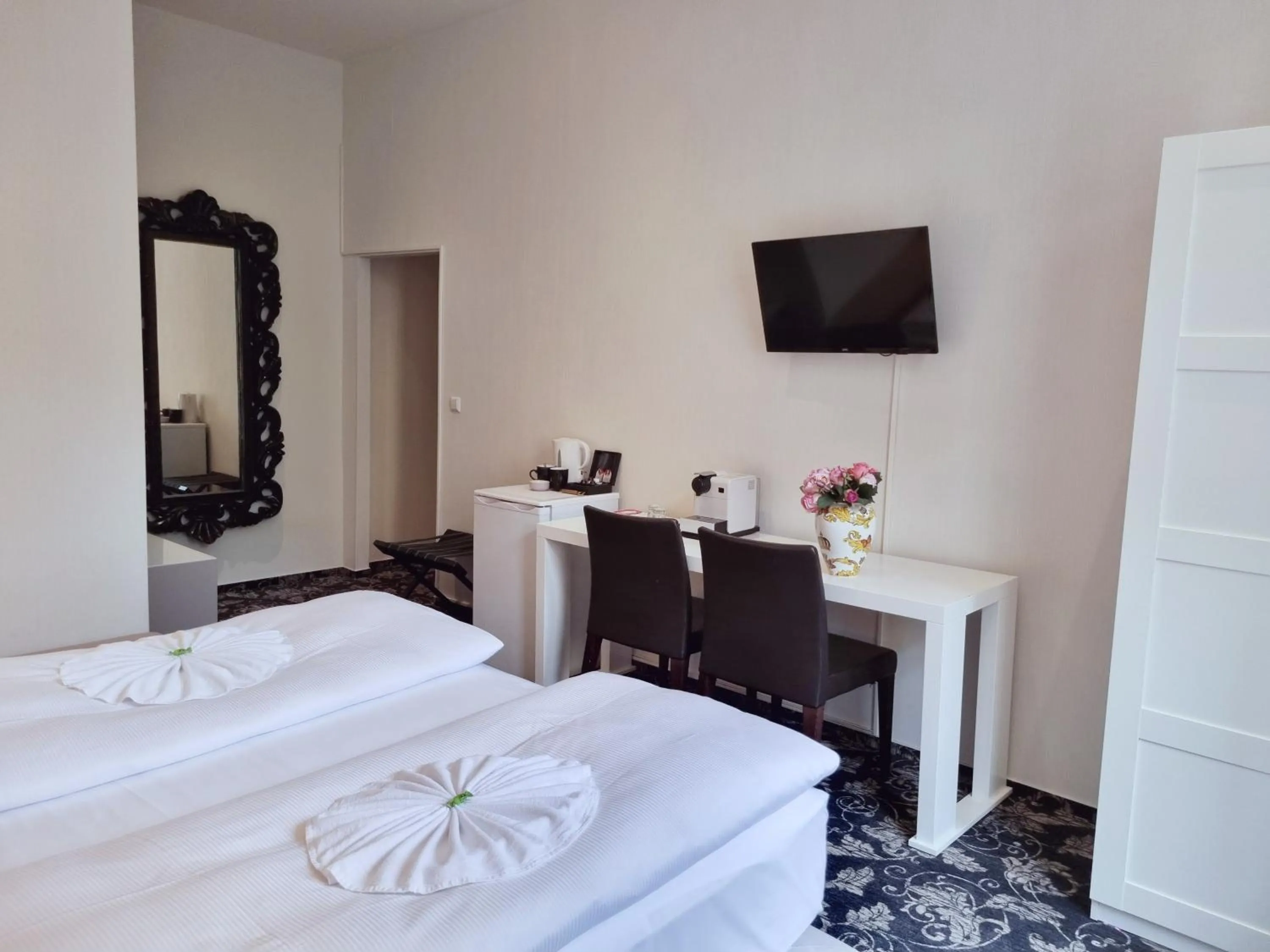 Photo of the whole room, Bed in Hotel Gasteiner Hof