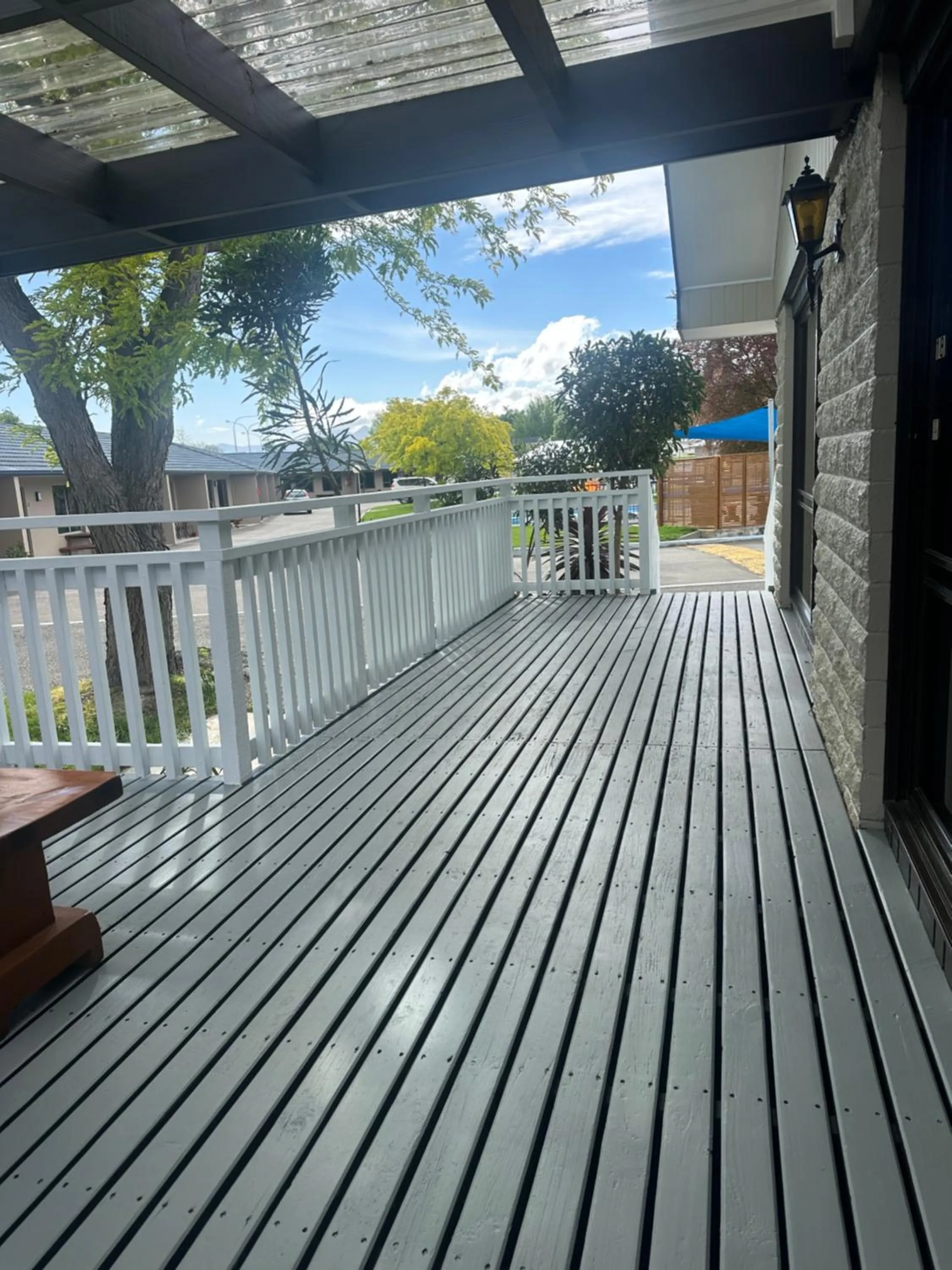 Entertainment in Cherylea Motel