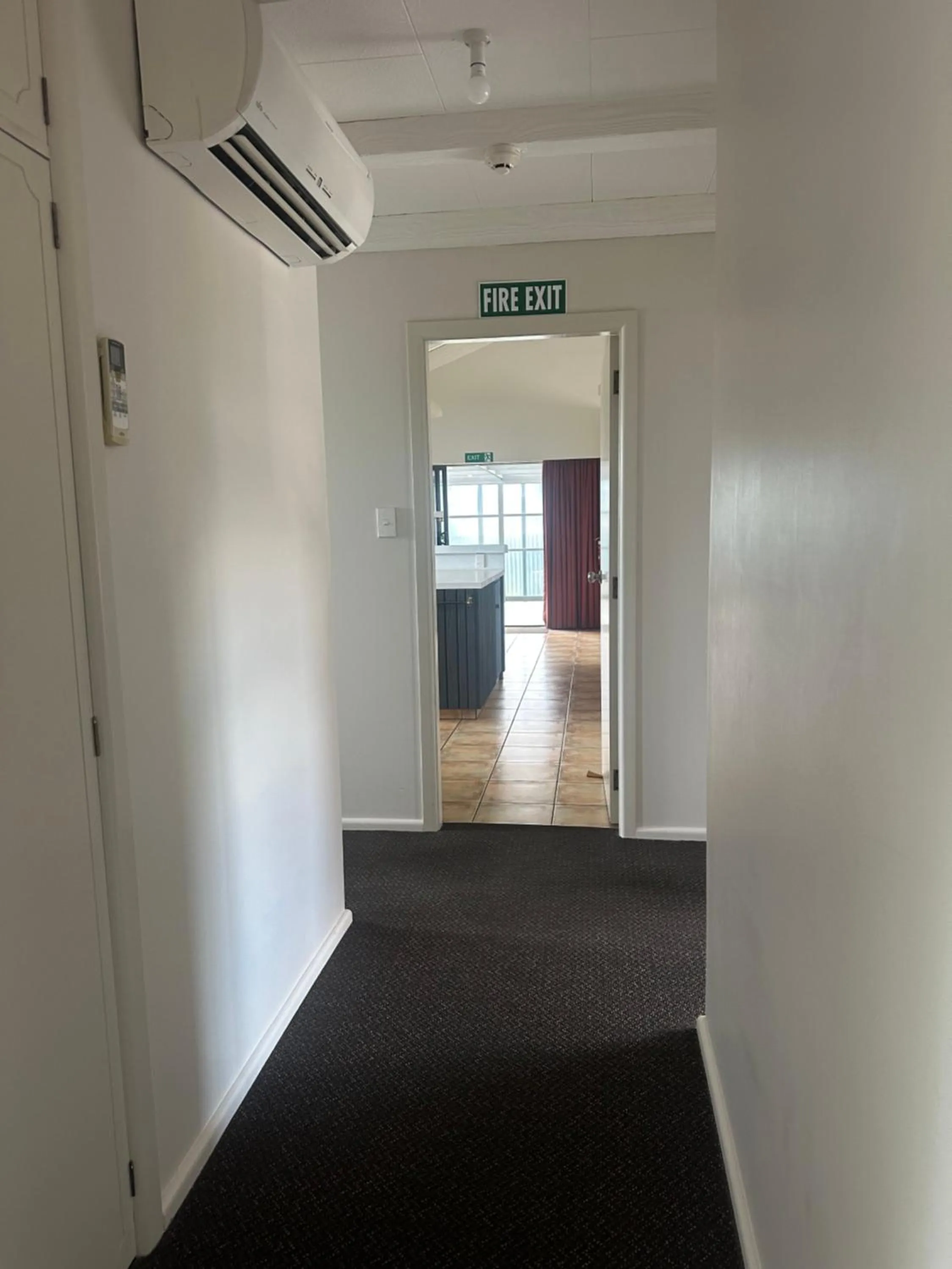 air conditioner in Cherylea Motel