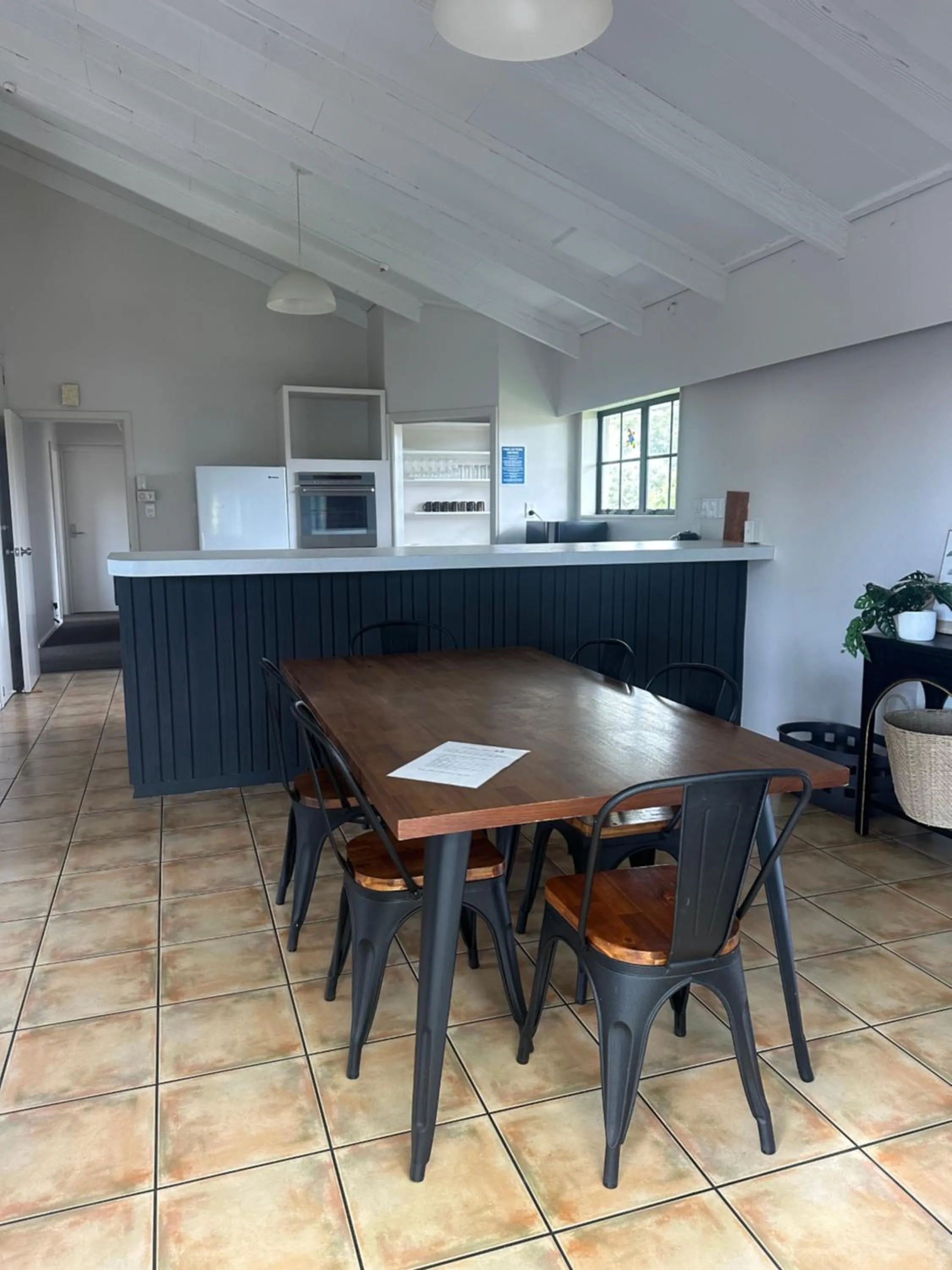 kitchen in Cherylea Motel
