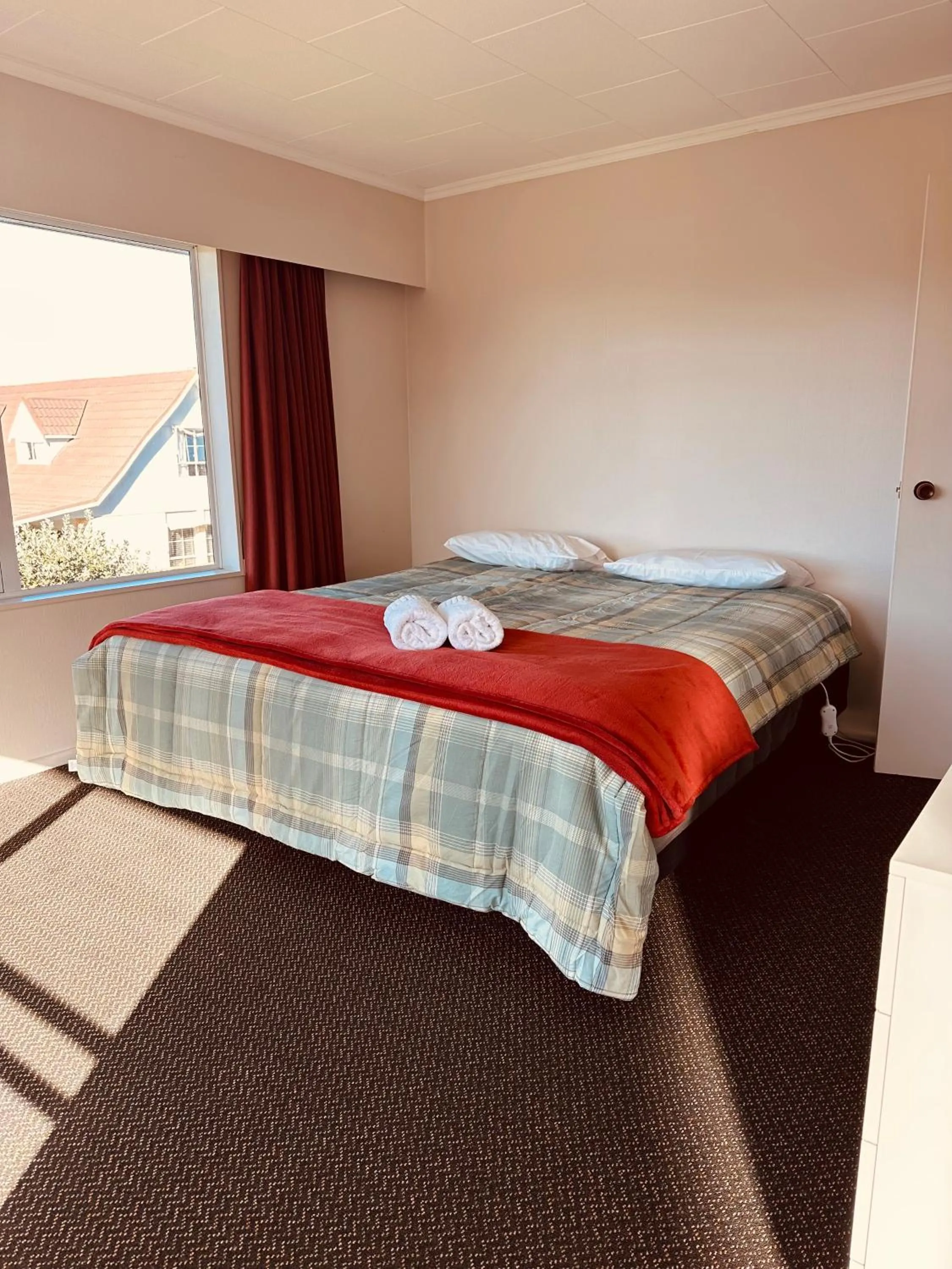 Bed in Cherylea Motel