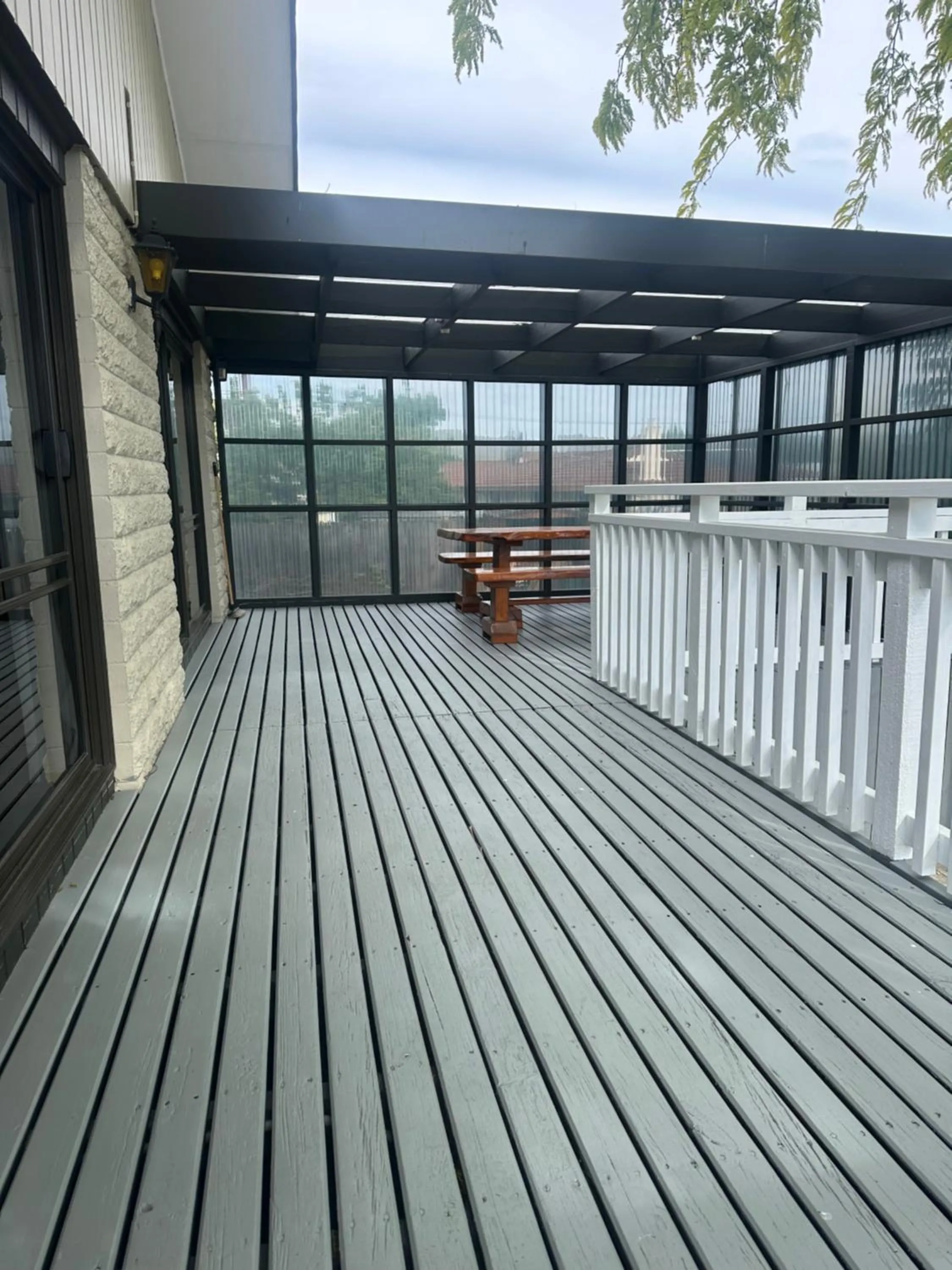 Facade/entrance in Cherylea Motel